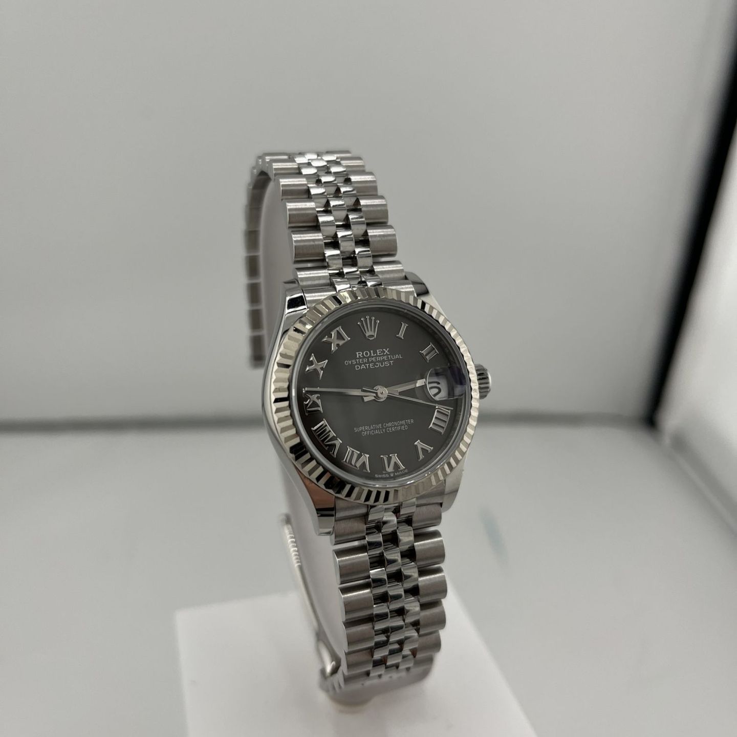 Rolex Datejust 31 278274 (2021) - Grey dial 31 mm Steel case (2/8)