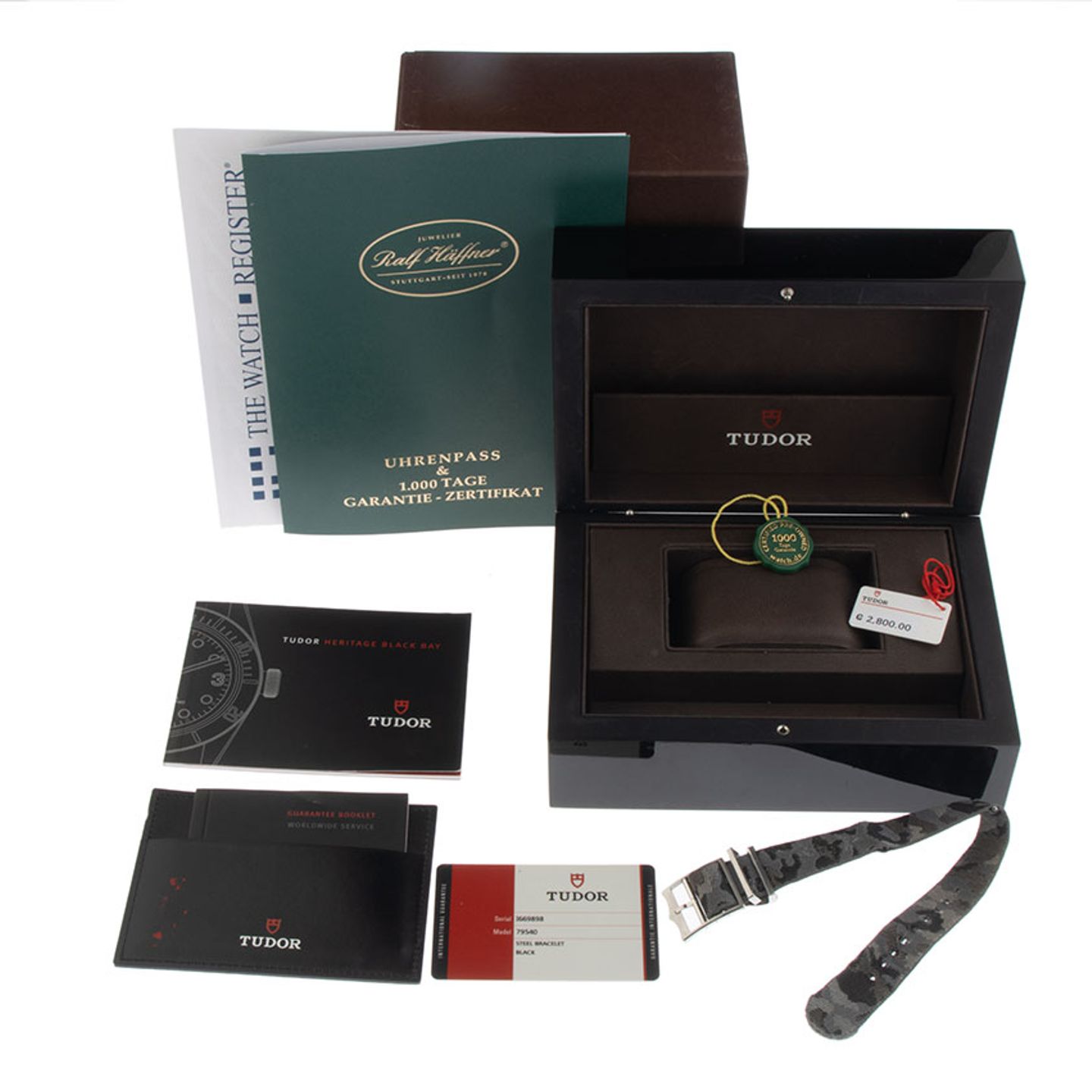 Tudor Black Bay 41 79540 - (2/8)