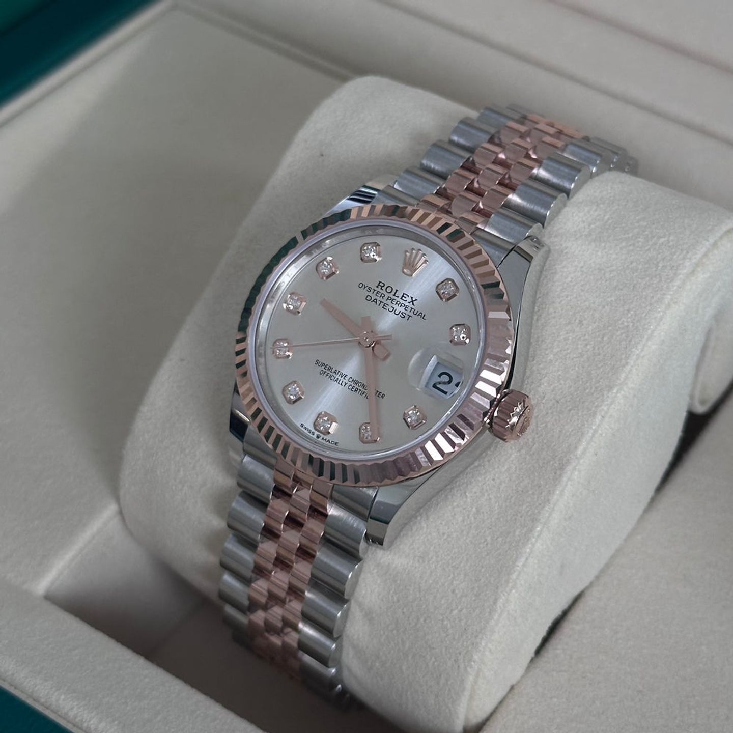 Rolex Datejust 31 278271 (2025) - Silver dial 31 mm Gold/Steel case (1/6)