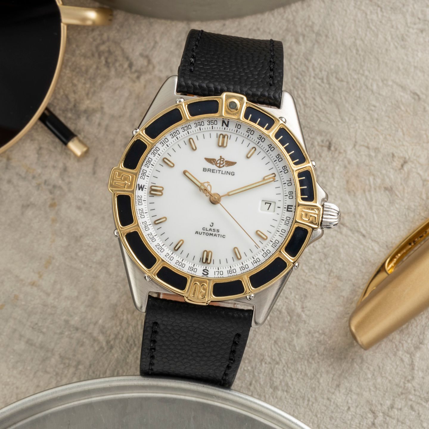 Breitling J-Class 80250 (1995) - White dial 40 mm (1/8)