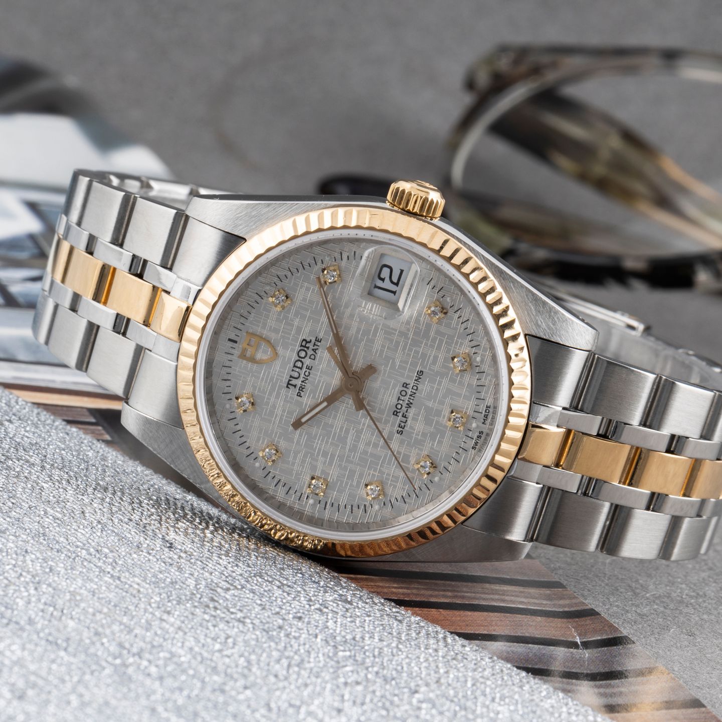 Tudor Prince Date 74033 (Unknown (random serial)) - Silver dial 34 mm Gold/Steel case (2/8)