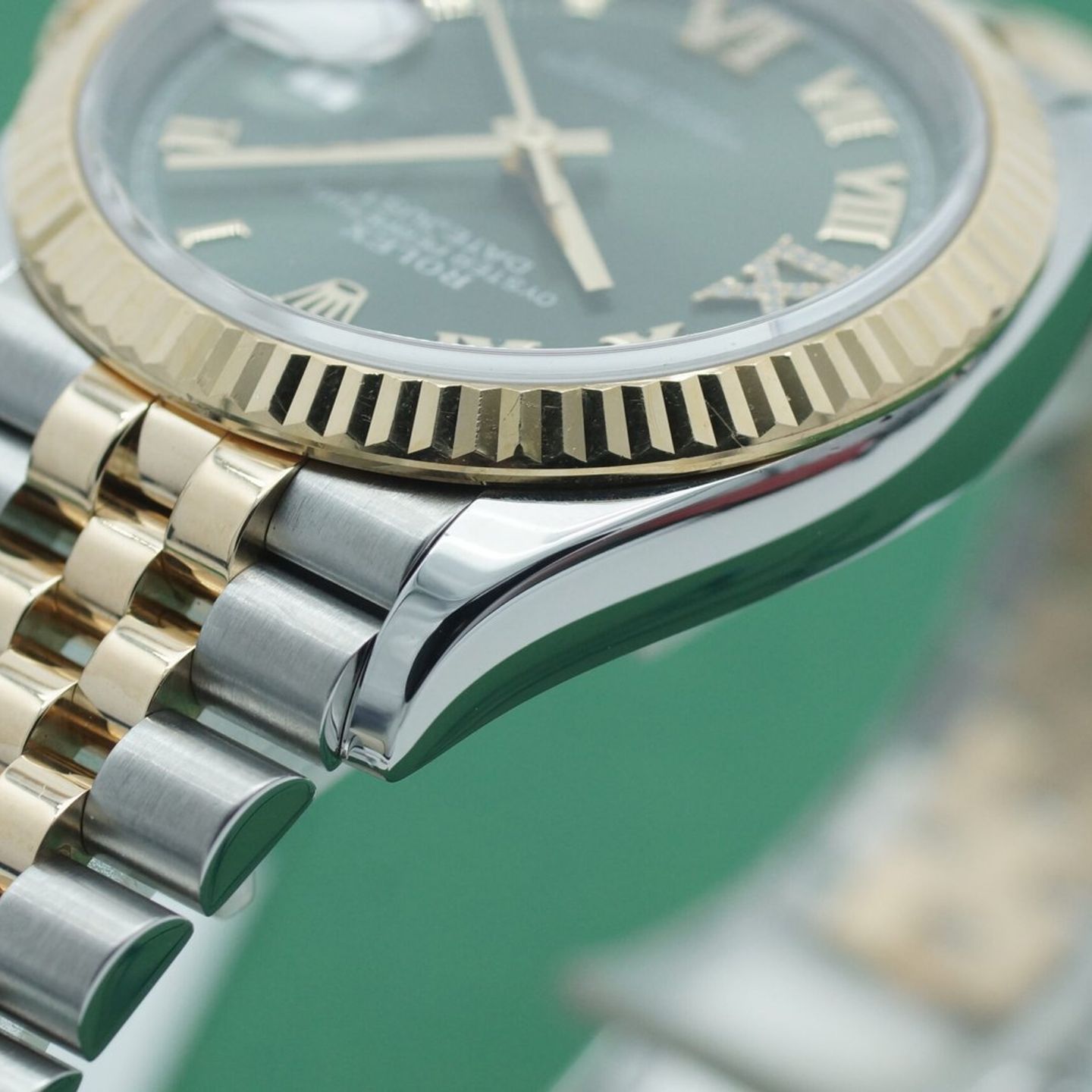 Rolex Datejust 36 126233 (2019) - 36 mm Gold/Steel case (6/8)