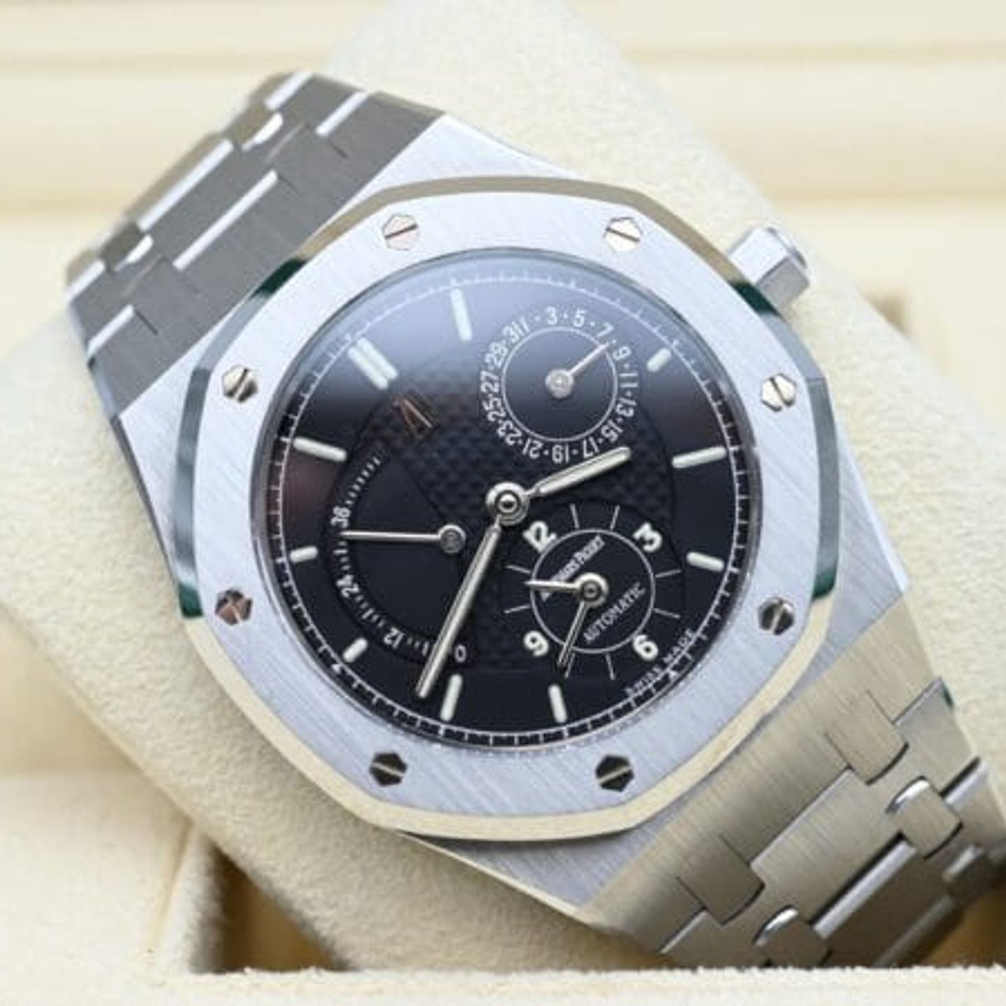 Audemars Piguet Royal Oak Dual Time 25730ST - (4/35)