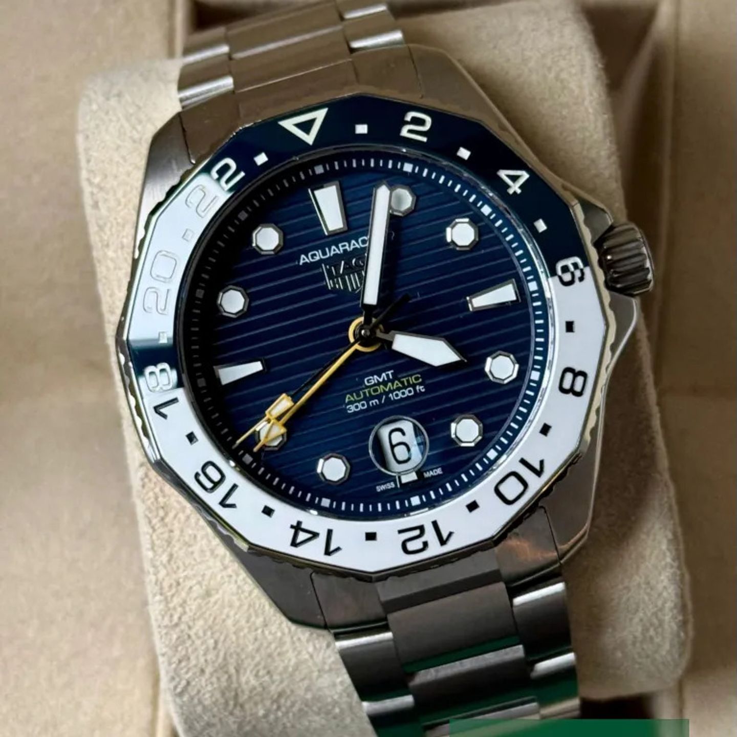 TAG Heuer Aquaracer 300M WBP2010.BA0632 - (1/7)
