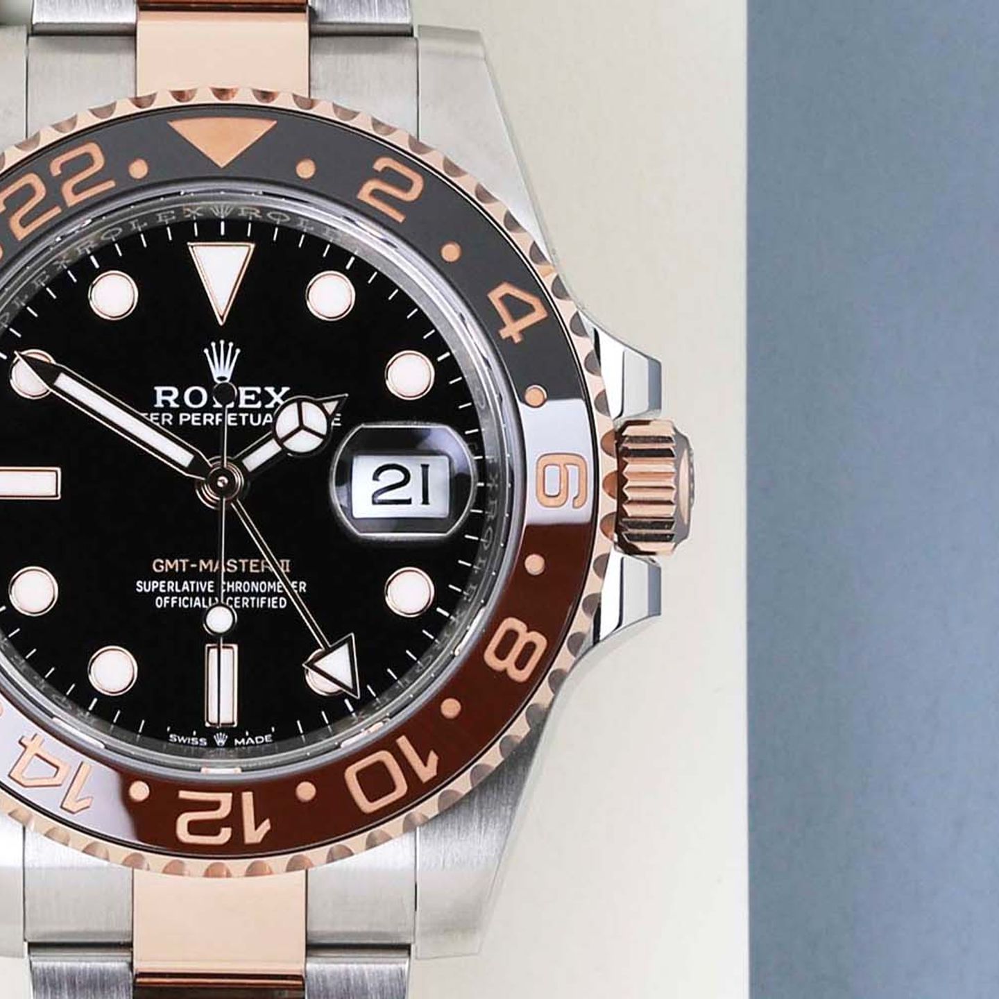 Rolex GMT-Master II 126711CHNR (2022) - Black dial 40 mm Gold/Steel case (5/8)