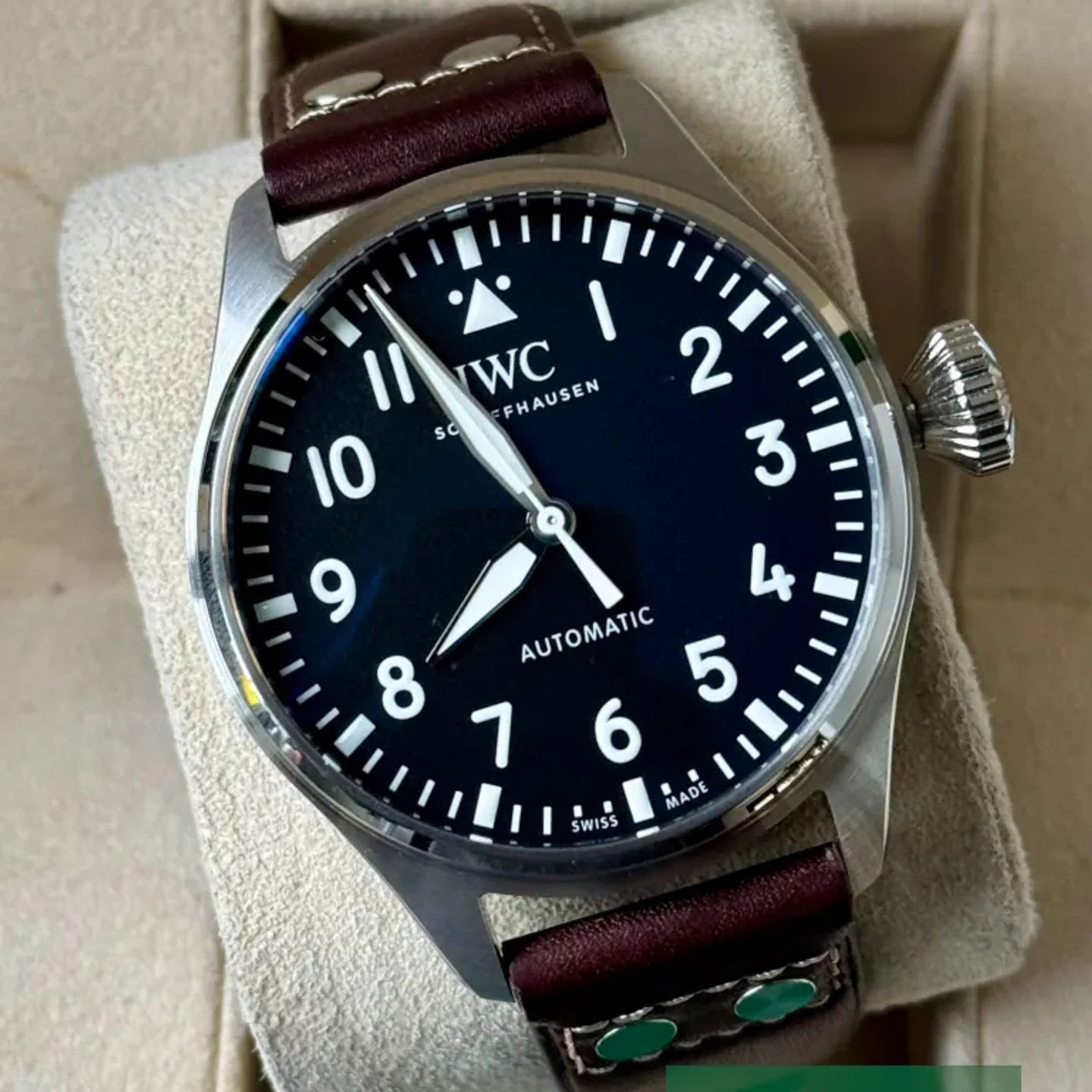 IWC Big Pilot IW329301 (2026) - Zwart wijzerplaat 43mm Staal (1/7)