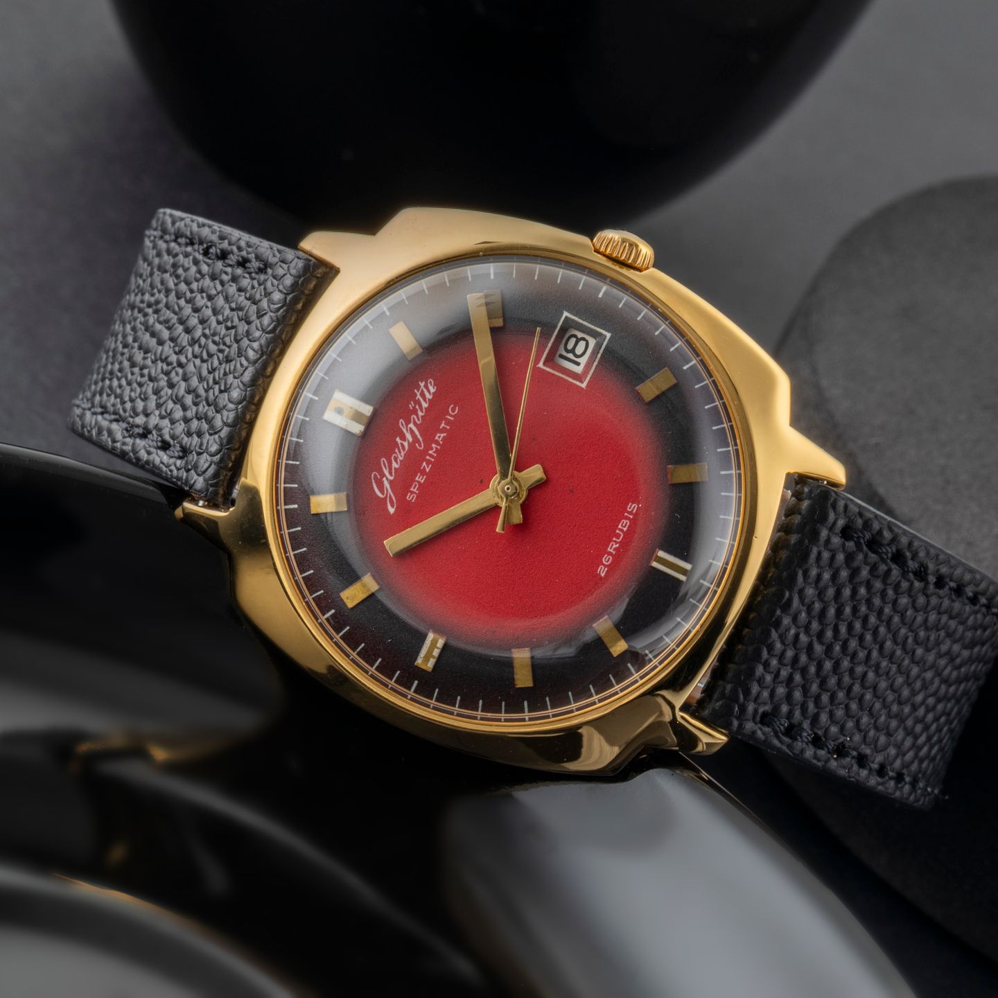Glashütte Original Spezimat unknown (1972) - Red dial 35 mm Gold/Steel case (2/8)