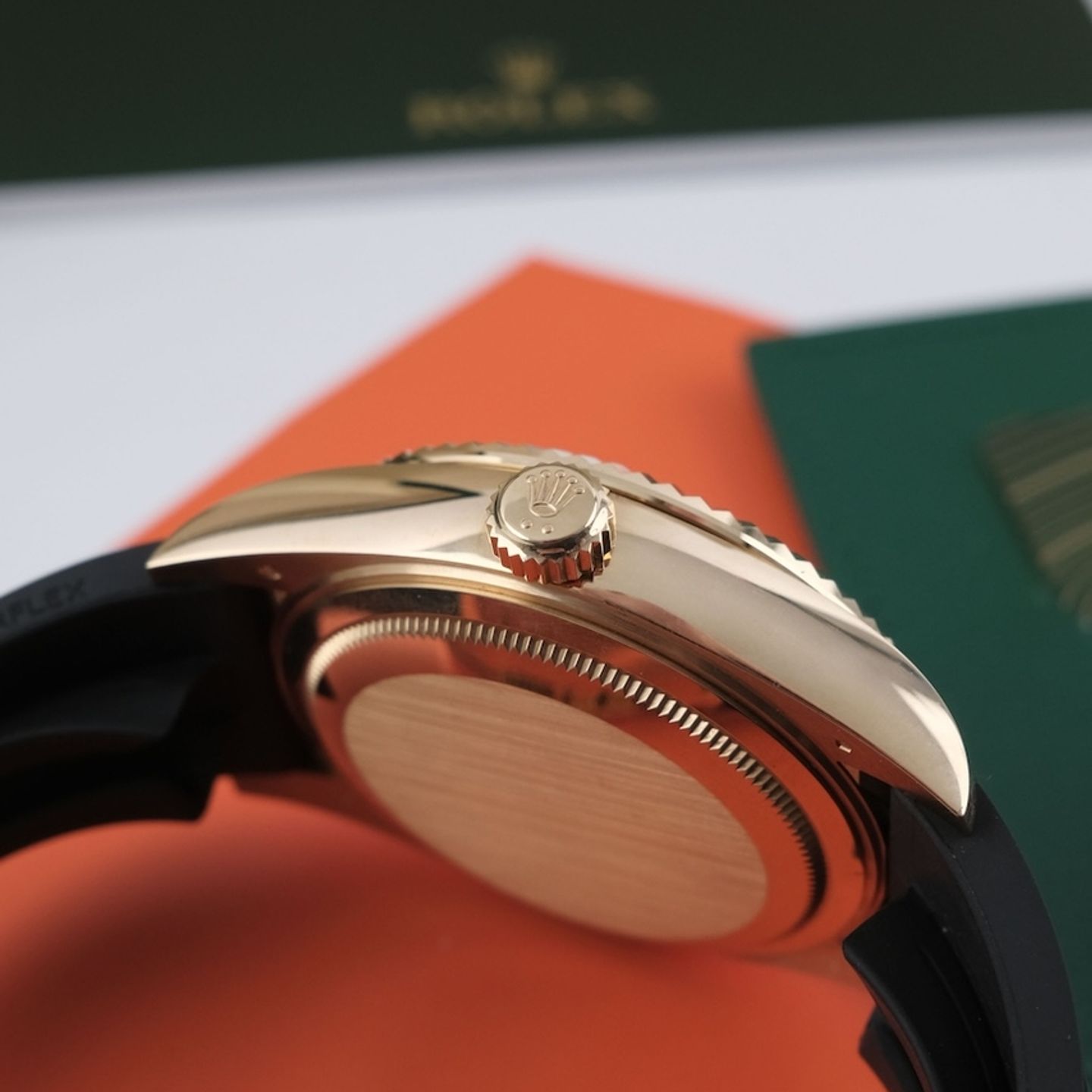 Rolex Sky-Dweller 326238 (2021) - 42 mm Yellow Gold case (7/8)