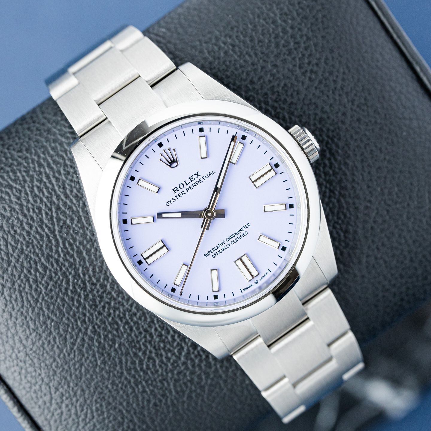 Rolex Oyster Perpetual 41 134300 (2026) - 41 mm Steel case (2/8)