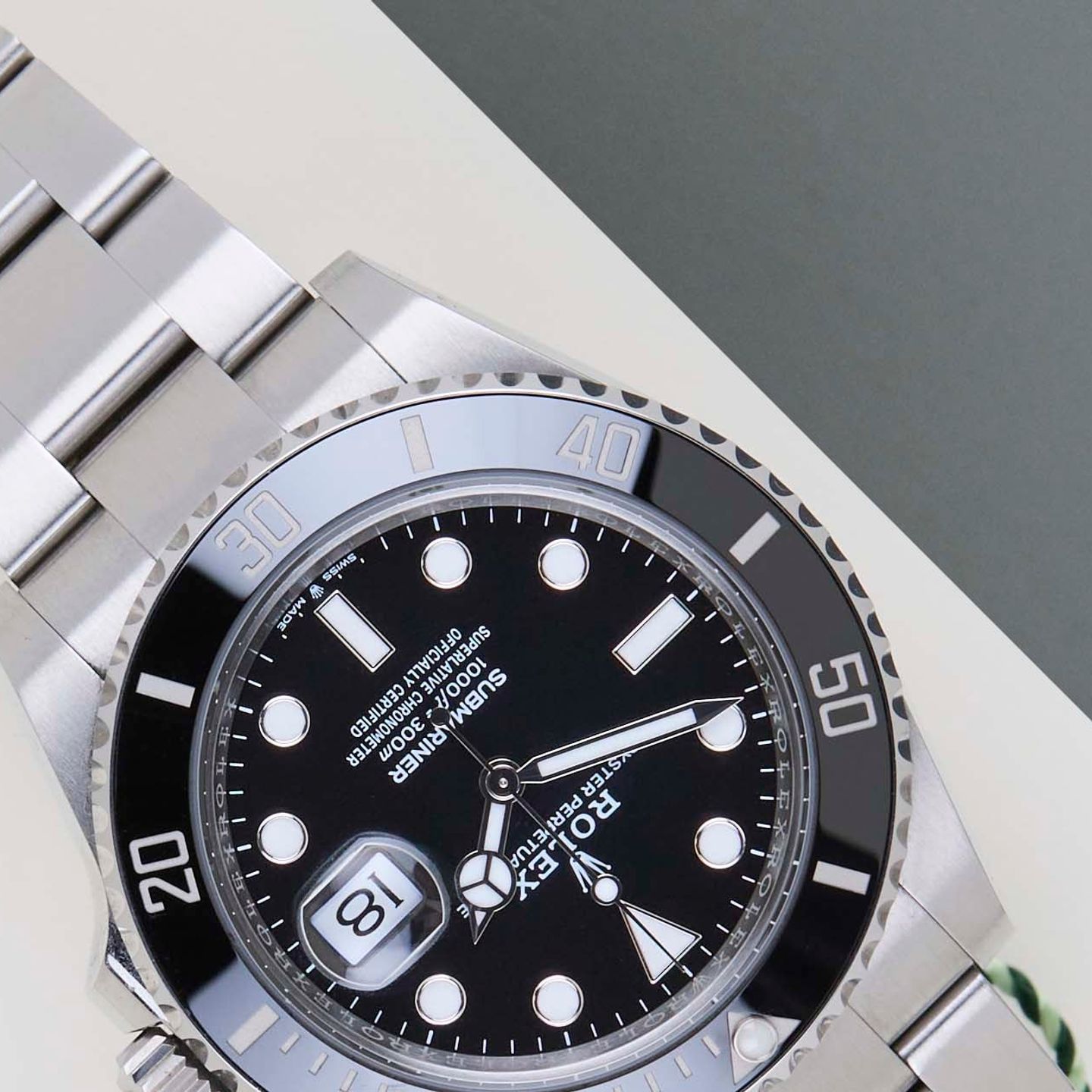 Rolex Submariner Date 126610LN - (4/8)