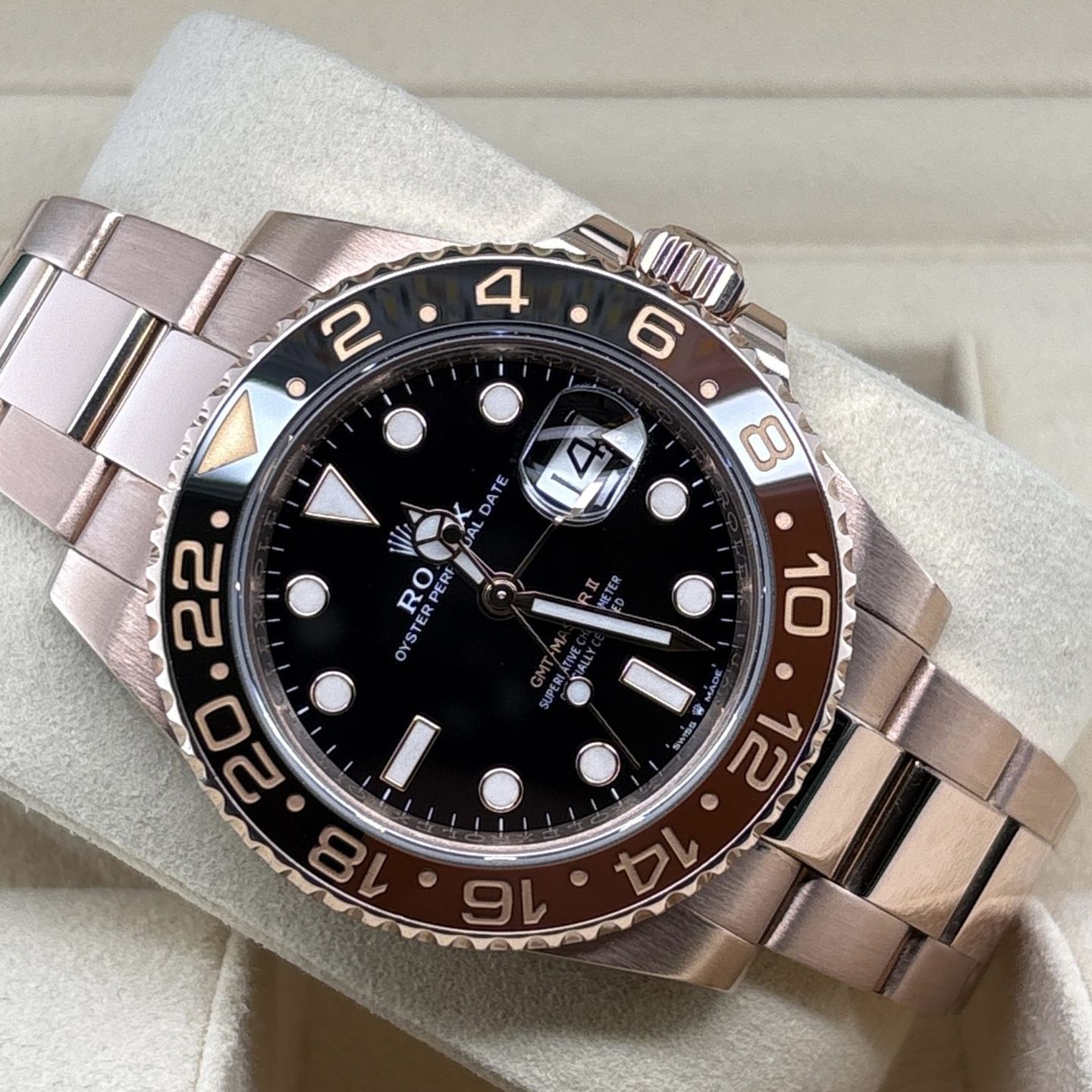 Rolex GMT-Master II 126715CHNR (2018) - Black dial 40 mm Rose Gold case (1/7)