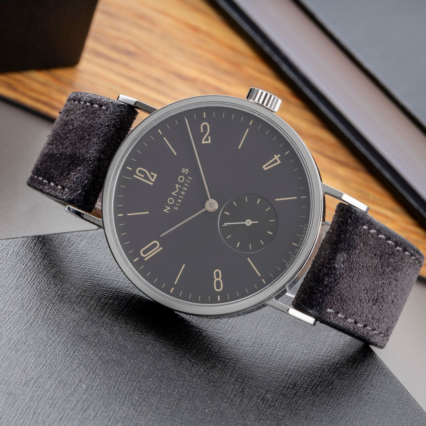 NOMOS Tangomat Ruthenium 603 - (2/8)