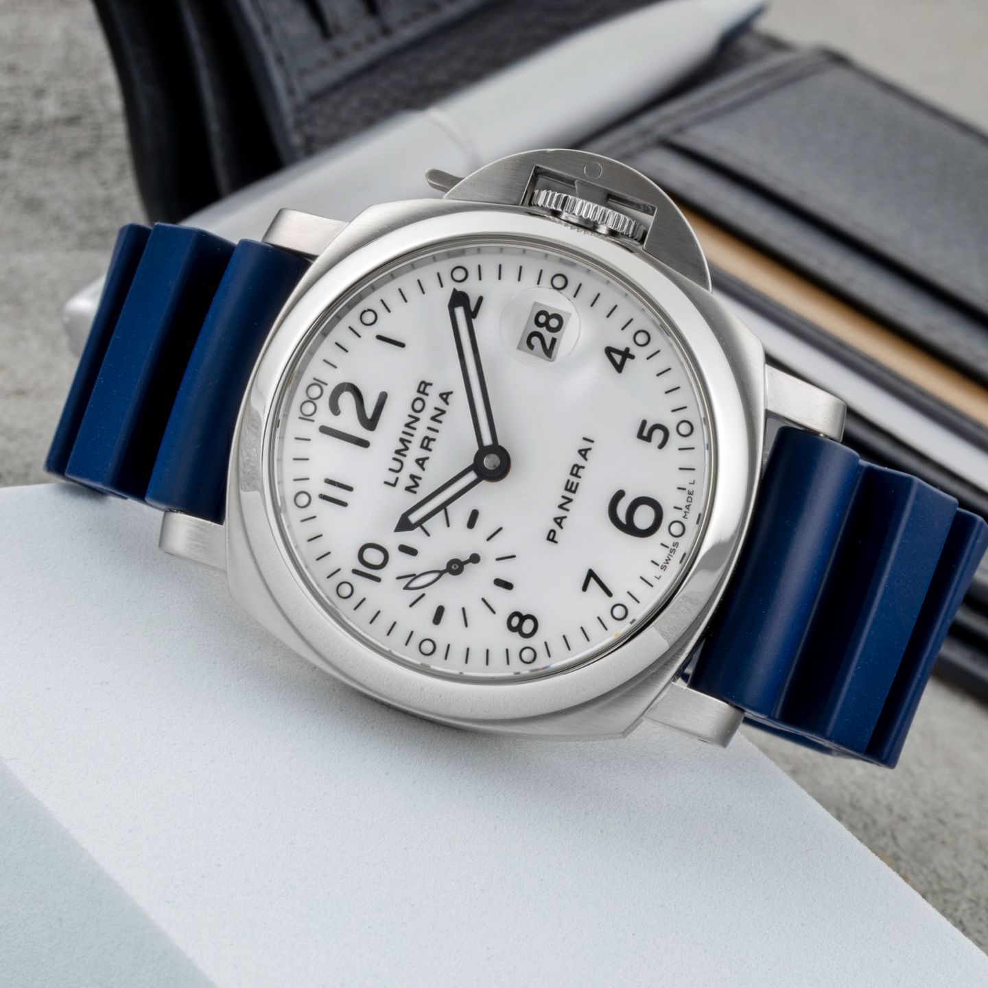 Panerai Luminor Marina Automatic PAM00049 - (2/8)