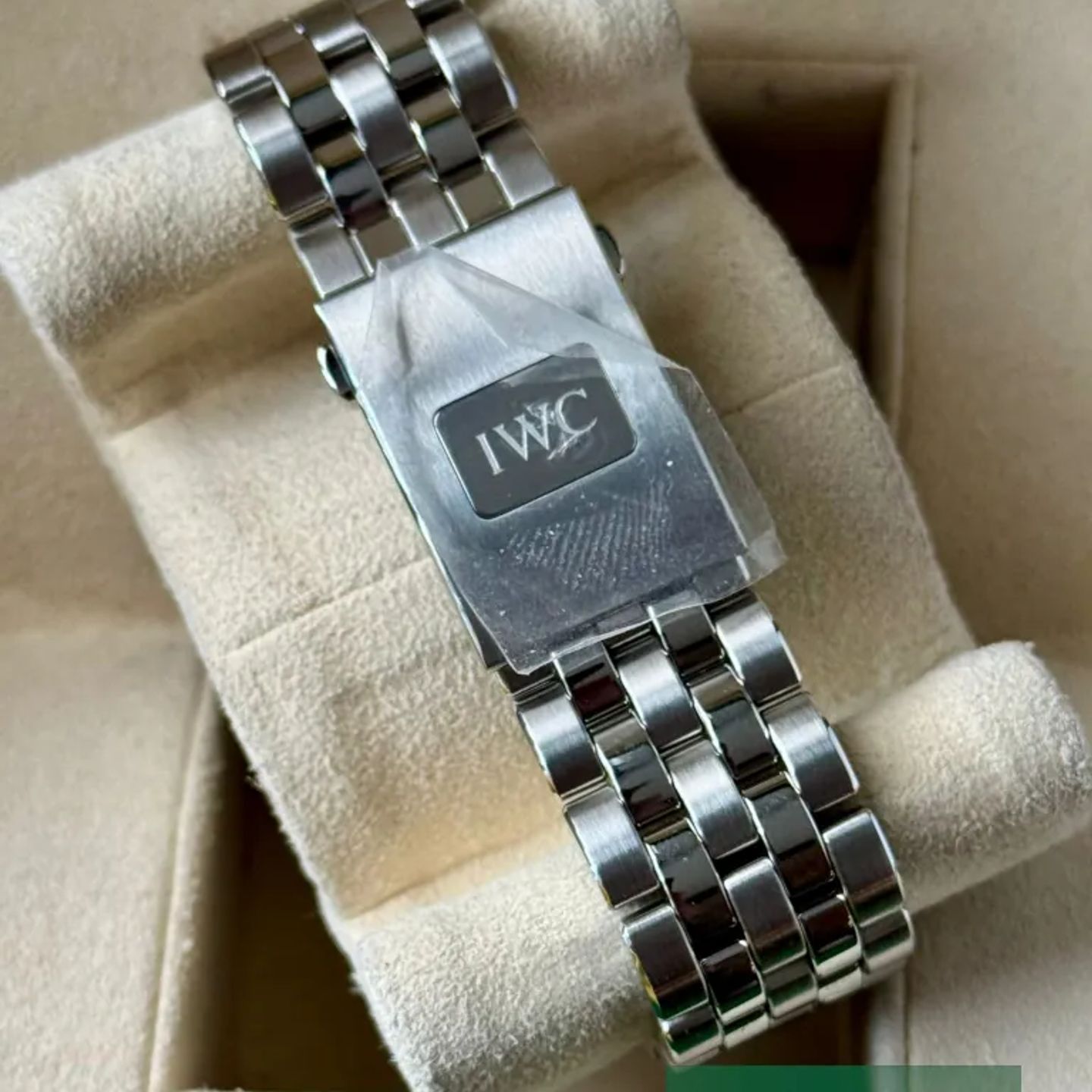 IWC Pilot Chronograph IW388102 - (2/3)