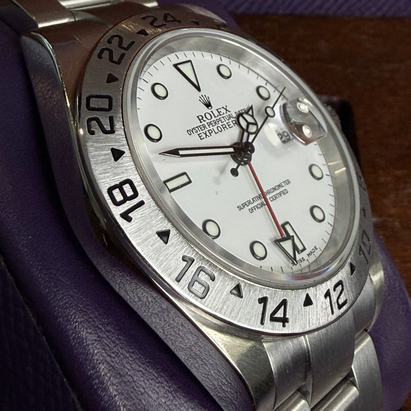Rolex Explorer II 16570 - (2/4)