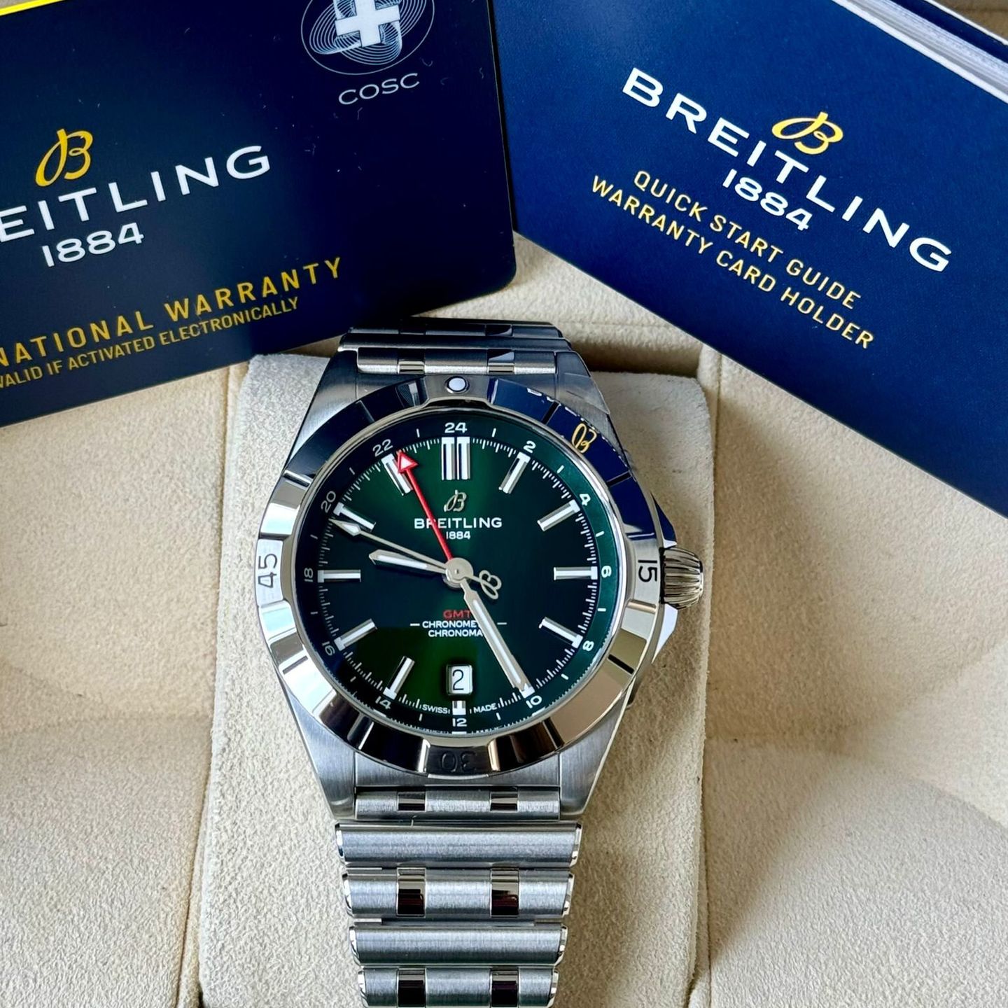 Breitling Chronomat GMT A32398101L1A1 (2024) - Green dial 40 mm Steel case (7/7)