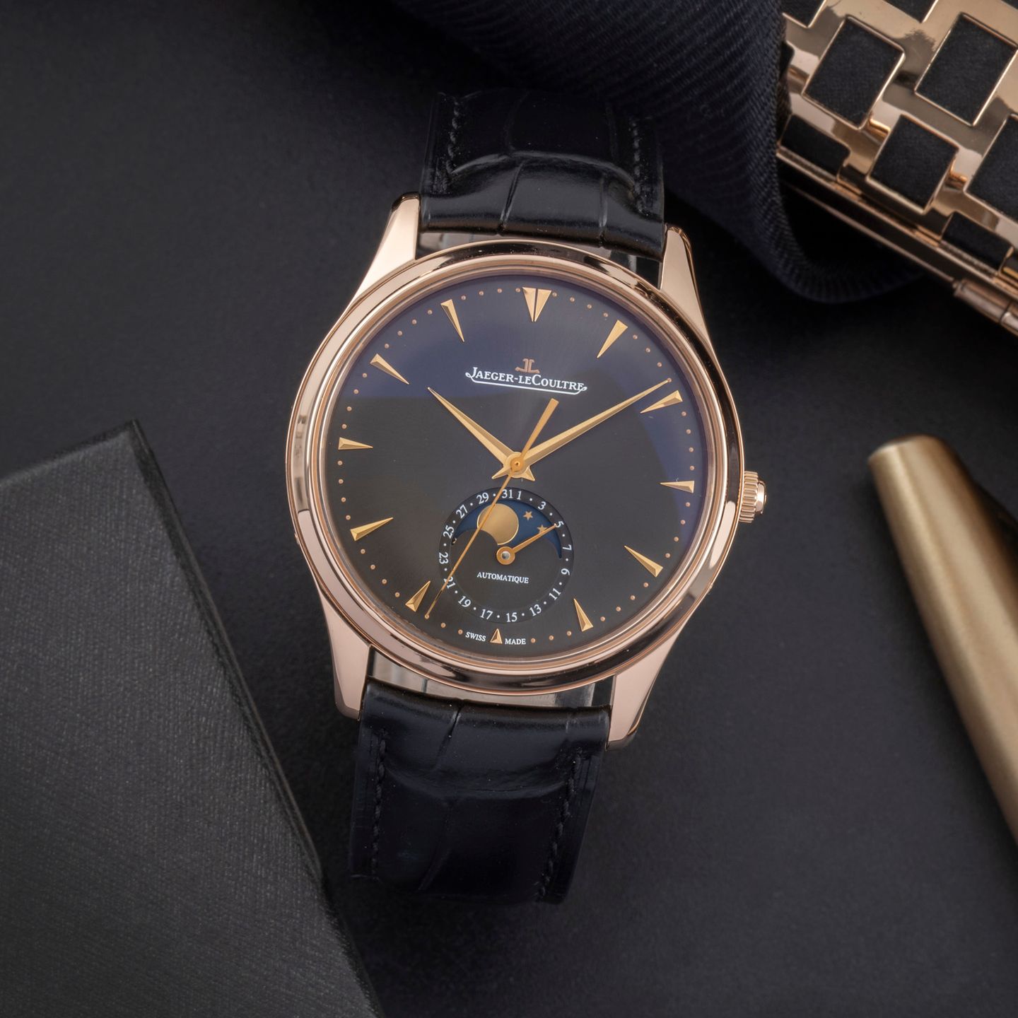 Jaeger-LeCoultre Master Ultra Thin Moon Q136255J - (1/8)