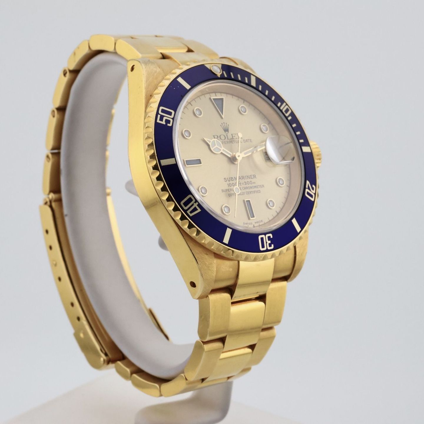 Rolex Submariner Date 16618 (2003) - Gold dial 40 mm Yellow Gold case (7/8)