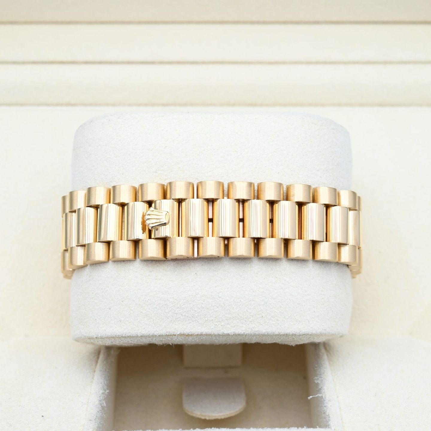 Rolex Day-Date 36 18238 (1994) - Blue dial 36 mm Yellow Gold case (6/9)