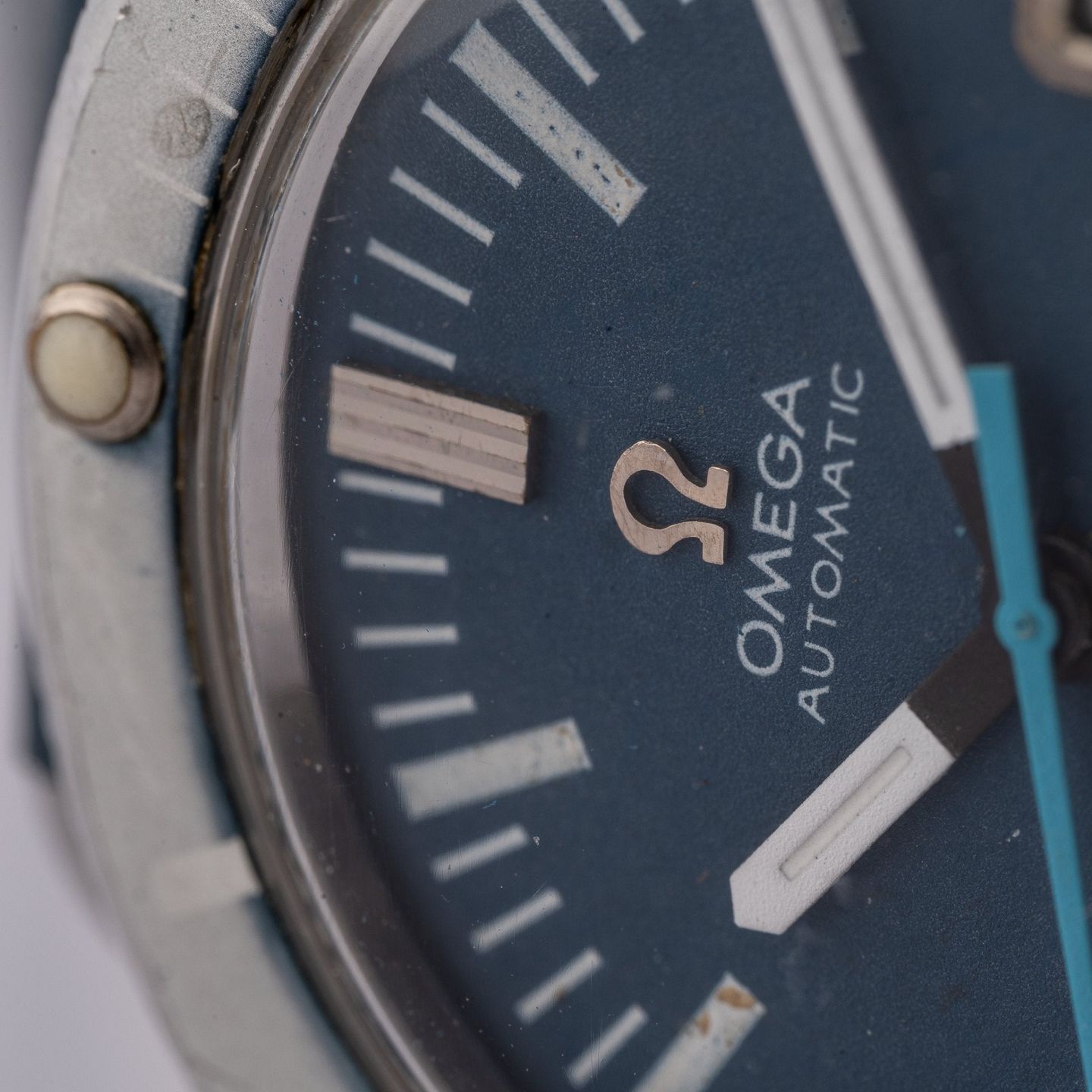 Omega Genève 166.054 - (3/8)