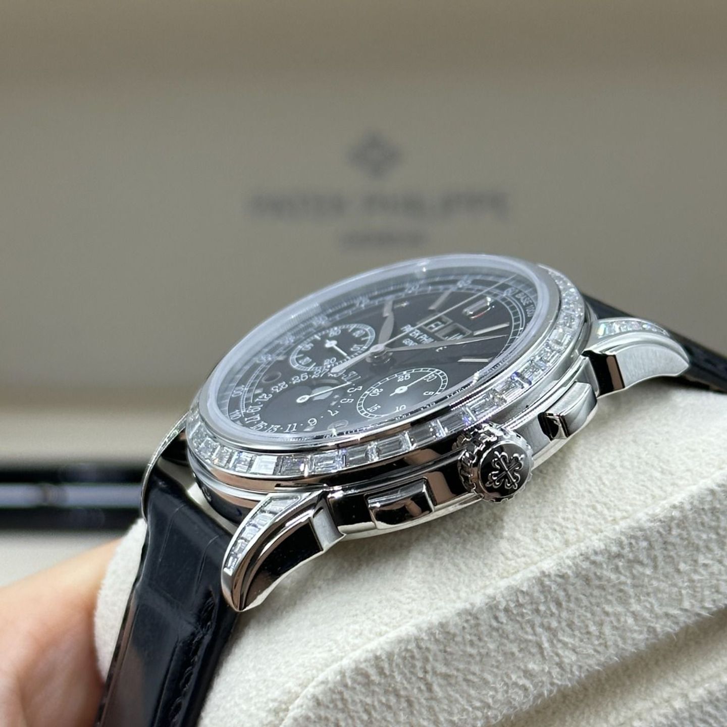 Patek Philippe Perpetual Calendar Chronograph 5271P-010 (2024) - Zwart wijzerplaat 41mm Platina (8/8)