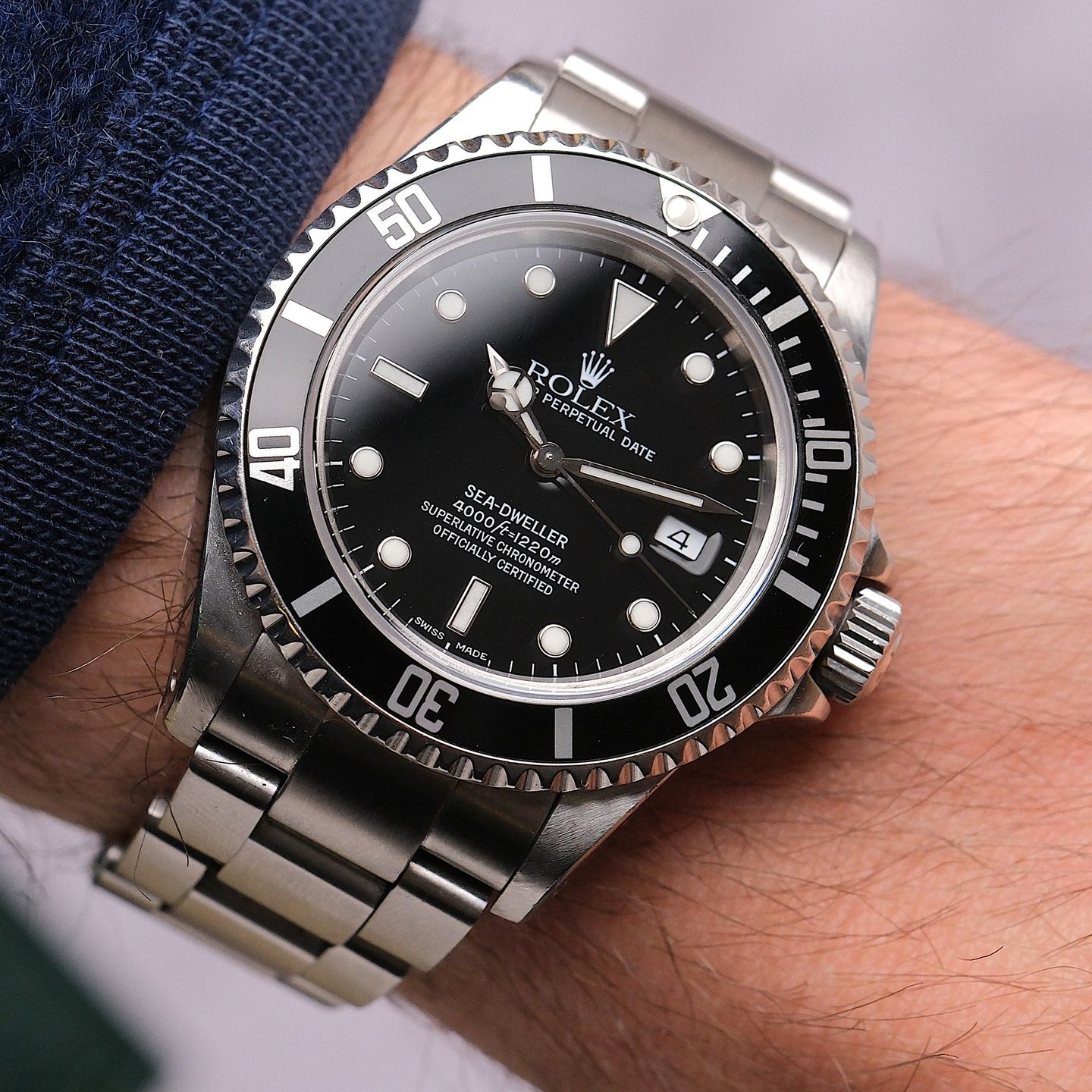 Rolex Sea-Dweller 4000 16600 (1990) - Black dial 40 mm Steel case (5/7)