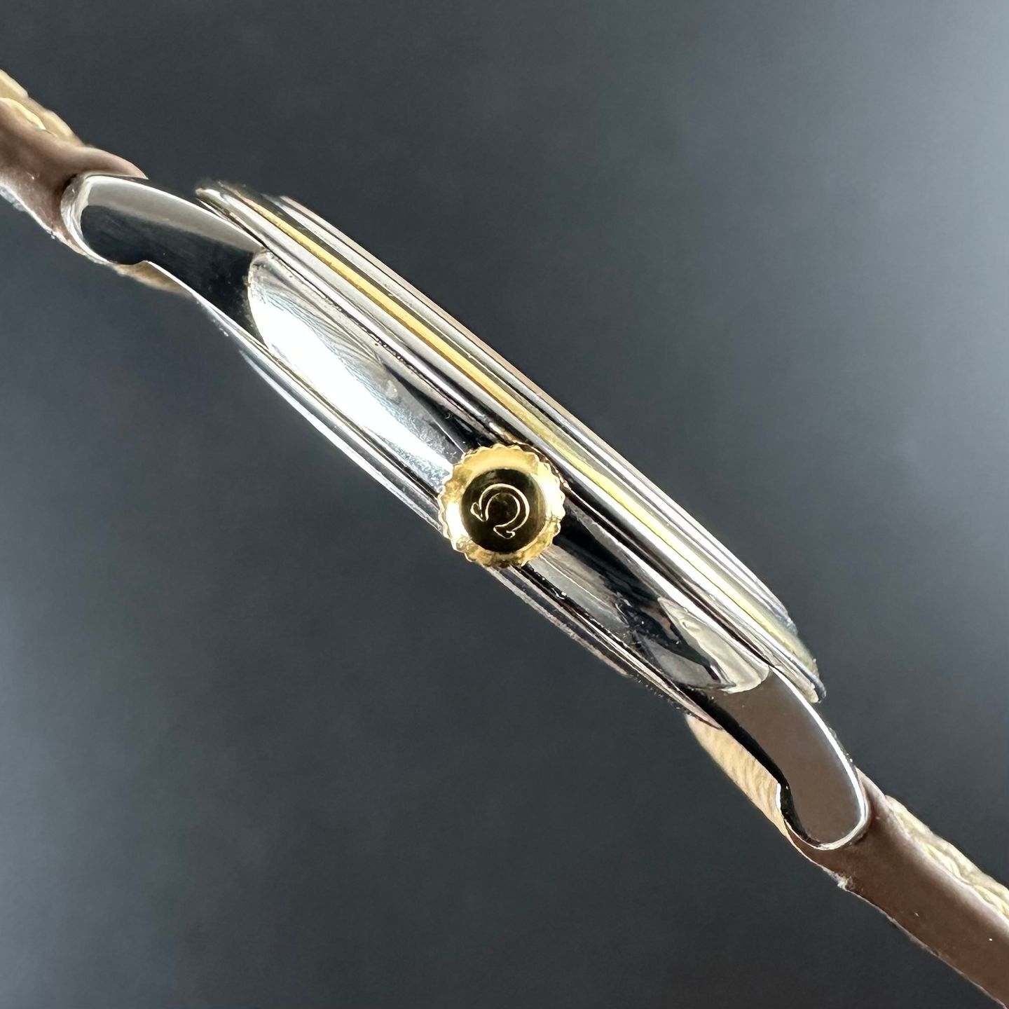 Omega De Ville 4720.11.01 (1998) - Champagne dial 34 mm Steel case (4/8)