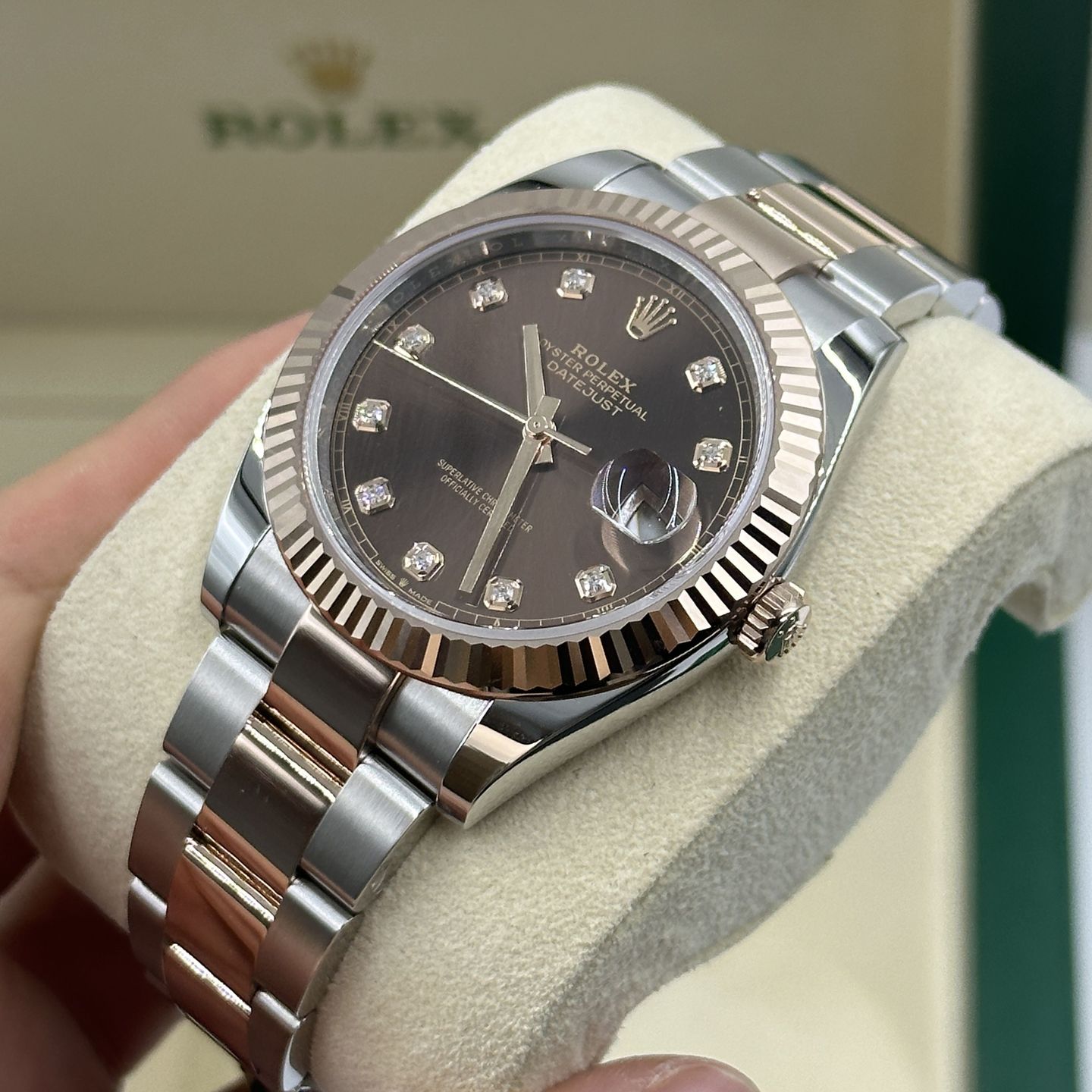 Rolex Datejust 41 126331 (Onbekend (willekeurig serienummer)) - Bruin wijzerplaat 41mm Staal (8/8)