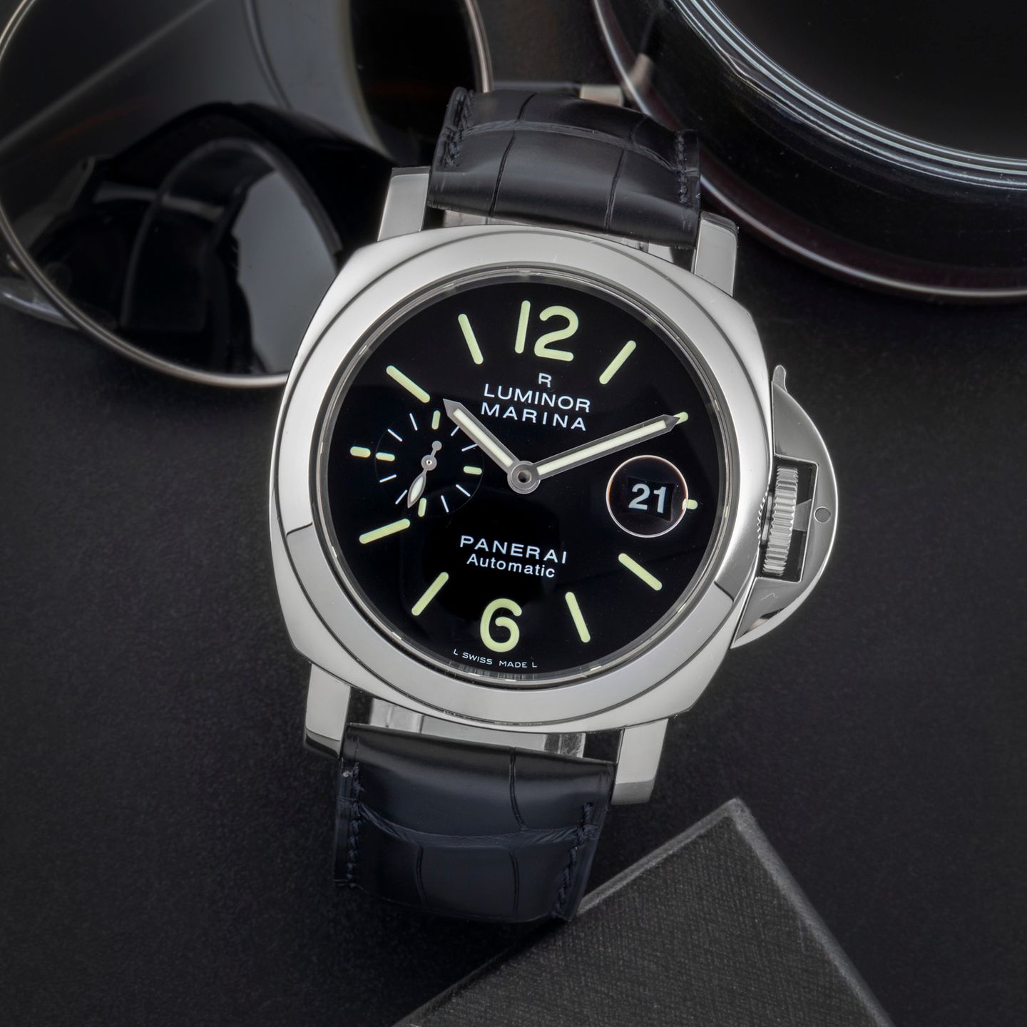 Panerai Luminor Marina Automatic PAM00104 (2004) - Black dial 44 mm Steel case (1/8)