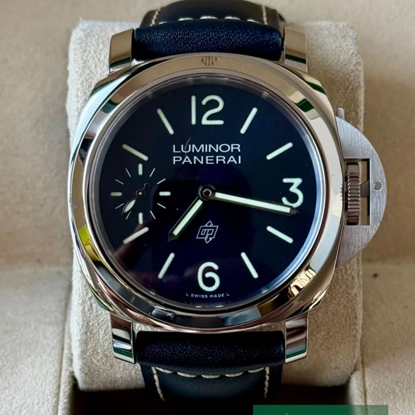 Panerai Luminor PAM01085 (2025) - Blauw wijzerplaat 44mm Staal (2/7)
