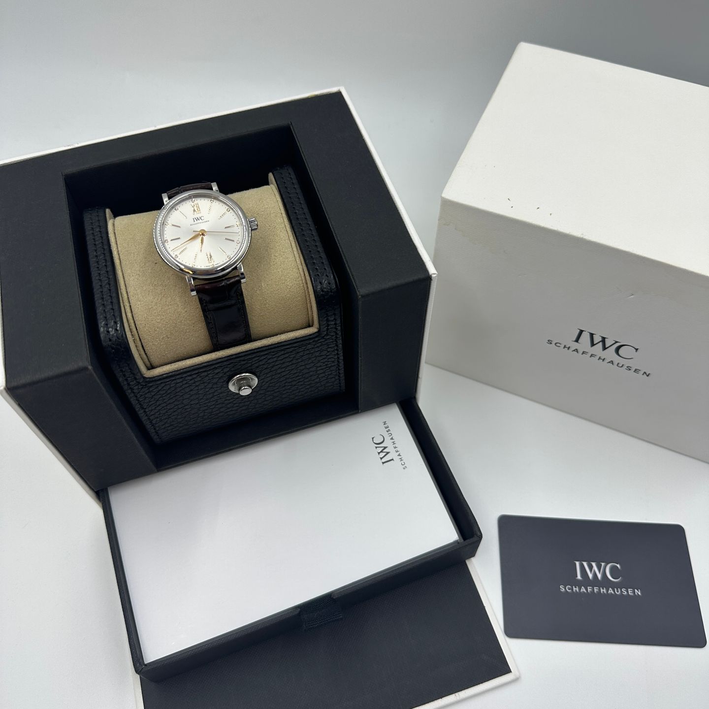 IWC Portofino Automatic IW357403 (2023) - Silver dial 34 mm Steel case (2/8)