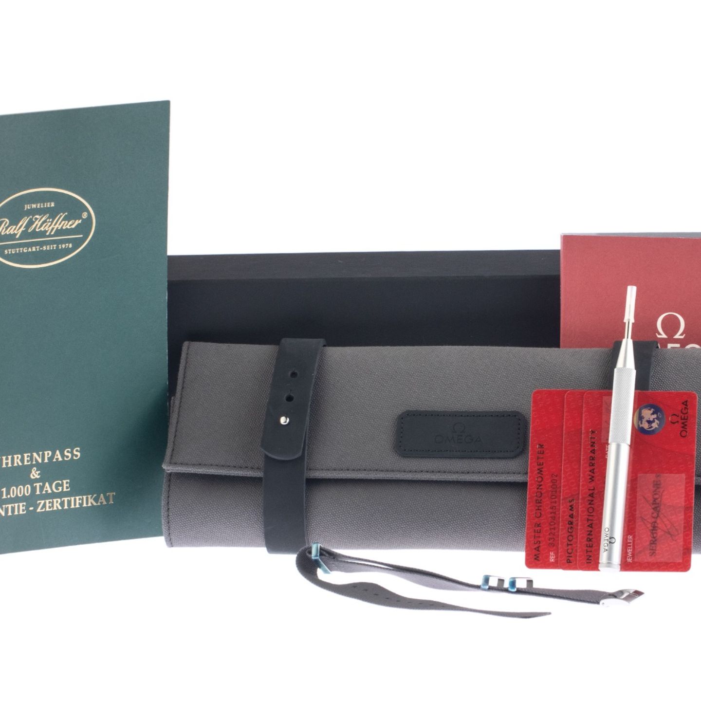 Omega Speedmaster 332.10.41.51.01.002 (2025) - Black dial 41 mm Steel case (2/7)