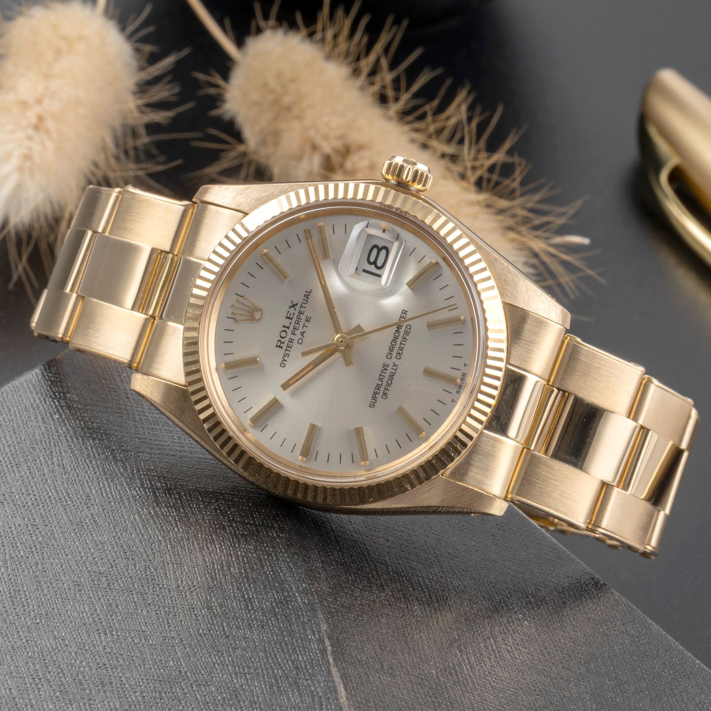 Rolex Oyster Perpetual Date 1503 (1973) - 34 mm Steel case (2/8)