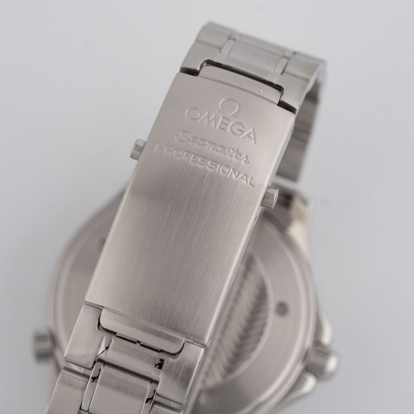 Omega Seamaster Diver 300 M 2230.50.00 (2004) - Zwart wijzerplaat 39mm Staal (4/6)