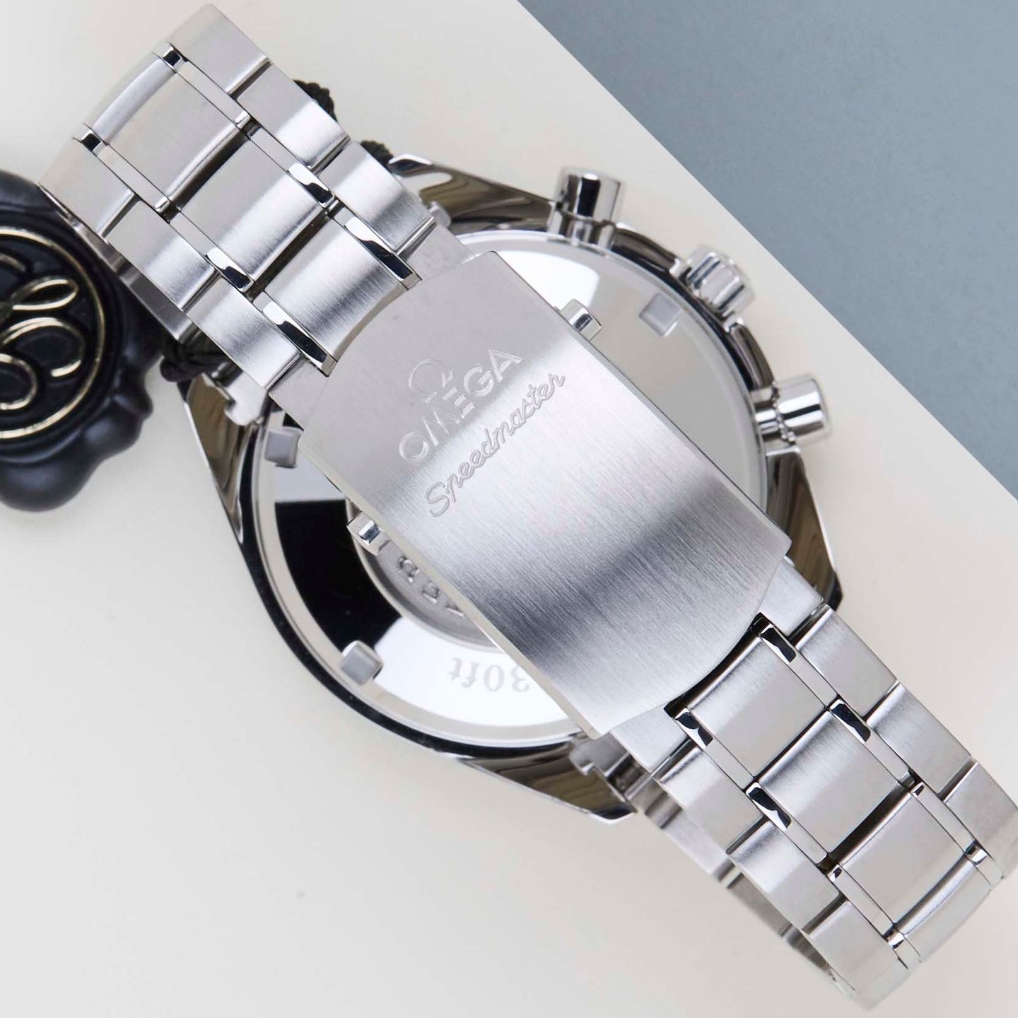 Omega Speedmaster Date 323.30.40.40.06.001 (2021) - Grijs wijzerplaat 40mm Staal (6/8)