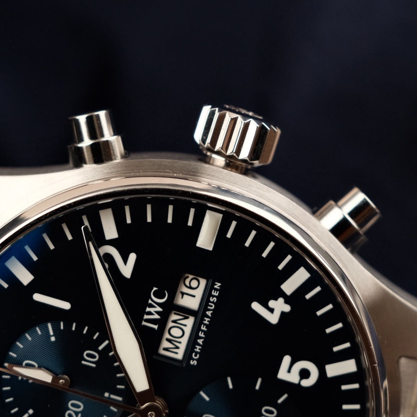 IWC Pilot Chronograph IW378004 - (3/8)