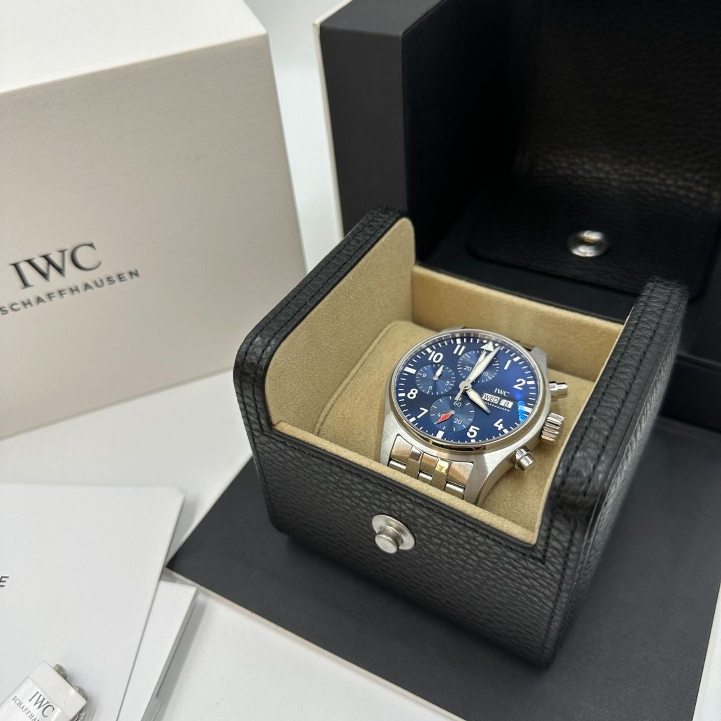 IWC Pilot Chronograph IW388102 (2024) - Blauw wijzerplaat 41mm Staal (3/8)