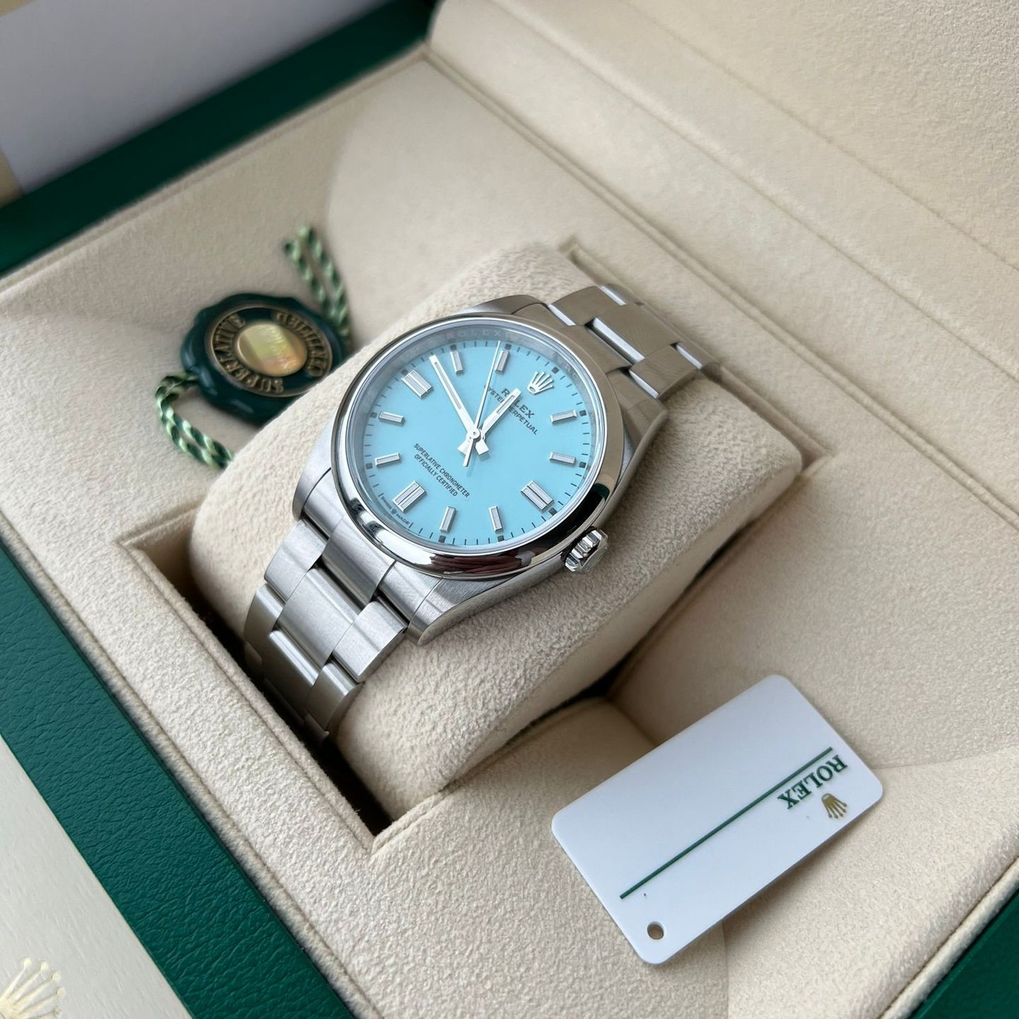 Rolex Oyster Perpetual 36 126000 - (1/3)
