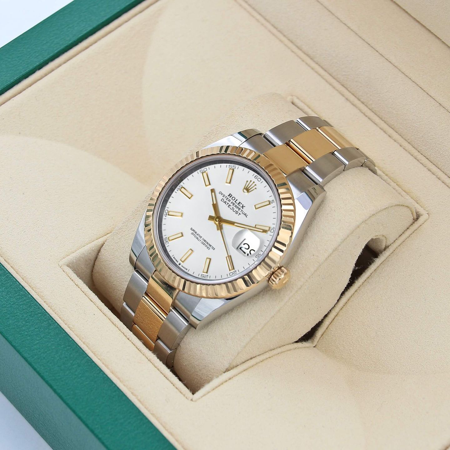 Rolex Datejust 41 126333 (Unknown (random serial)) - 41 mm Gold/Steel case (1/5)