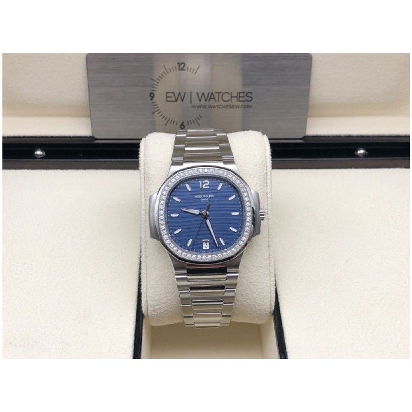 Patek Philippe Nautilus 7118/1200A-001 (2020) - Blauw wijzerplaat 29mm Staal (2/5)