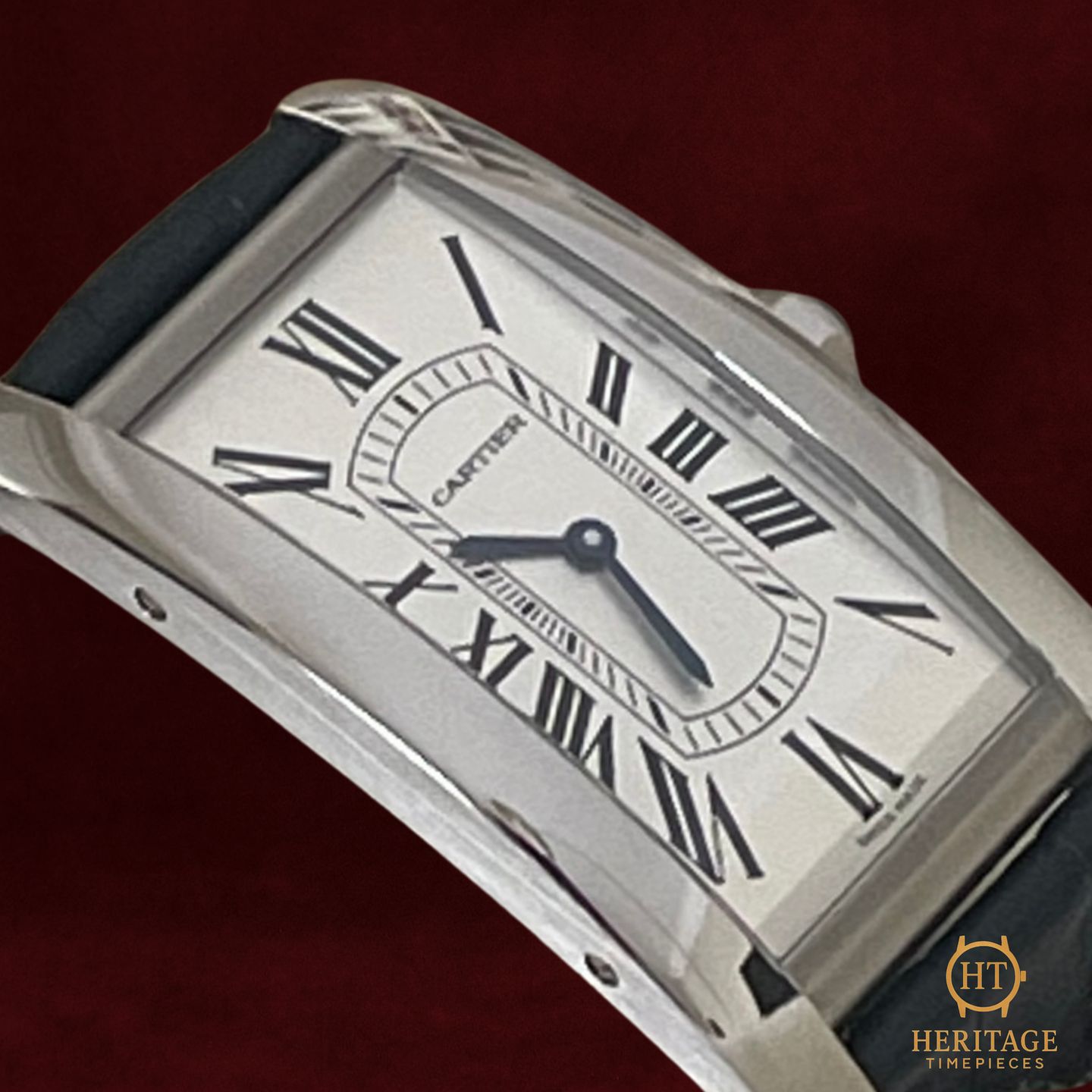Cartier Tank Américaine WSTA0083 (2026) - Silver dial 24 mm Steel case (3/7)