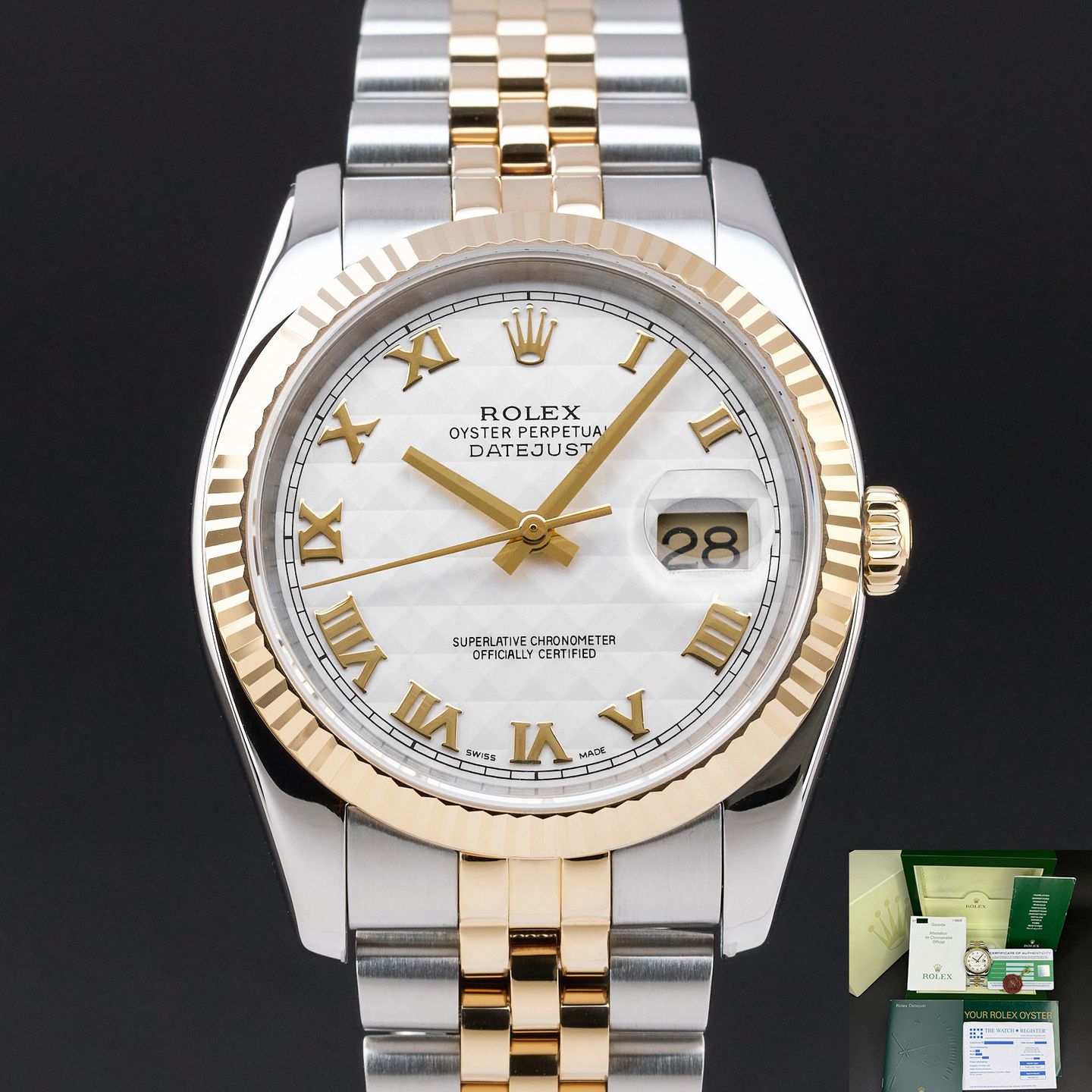 Rolex Datejust 36 116233 (2006) - 36 mm Gold/Steel case (1/8)