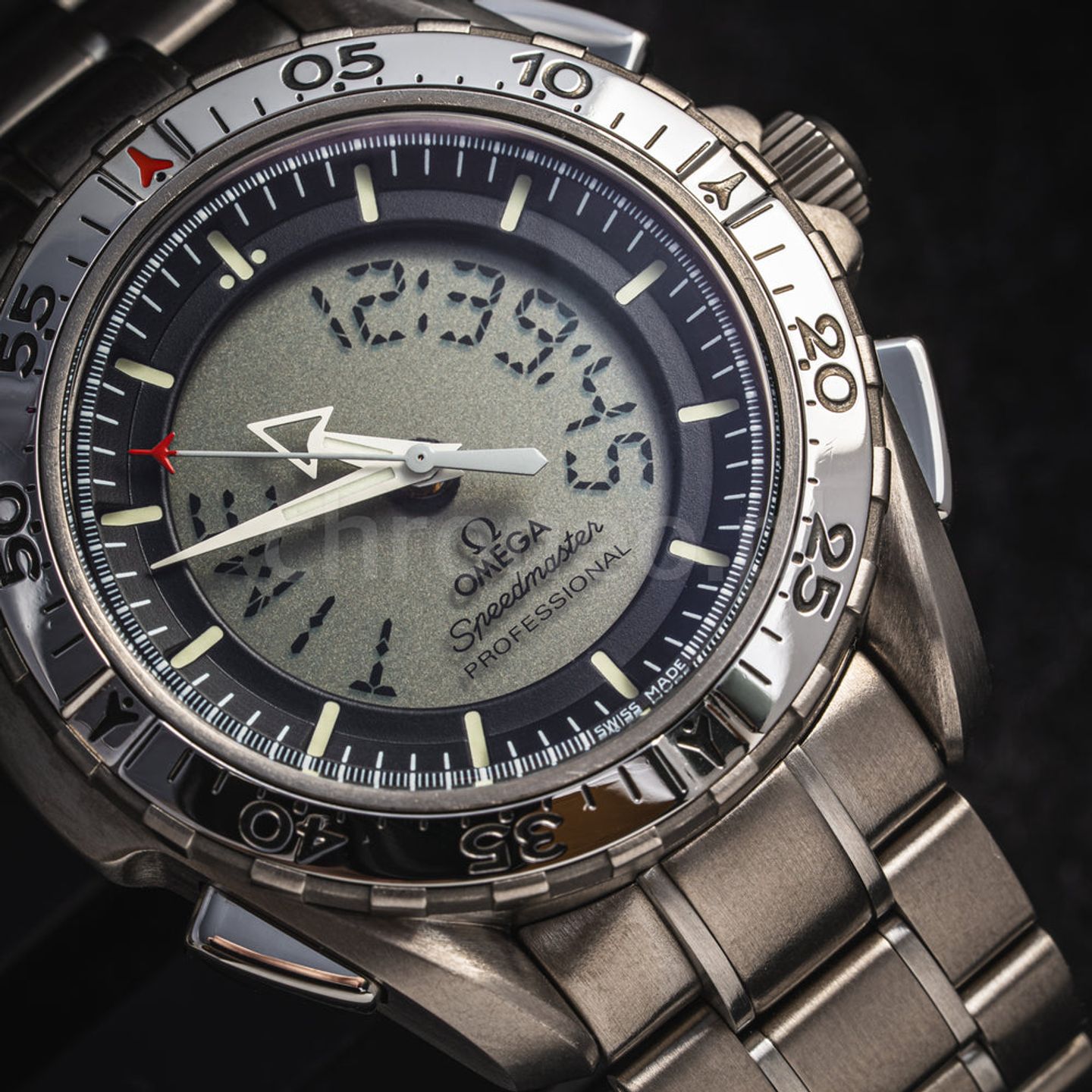 Omega Speedmaster 3290.50.00 - (2/8)