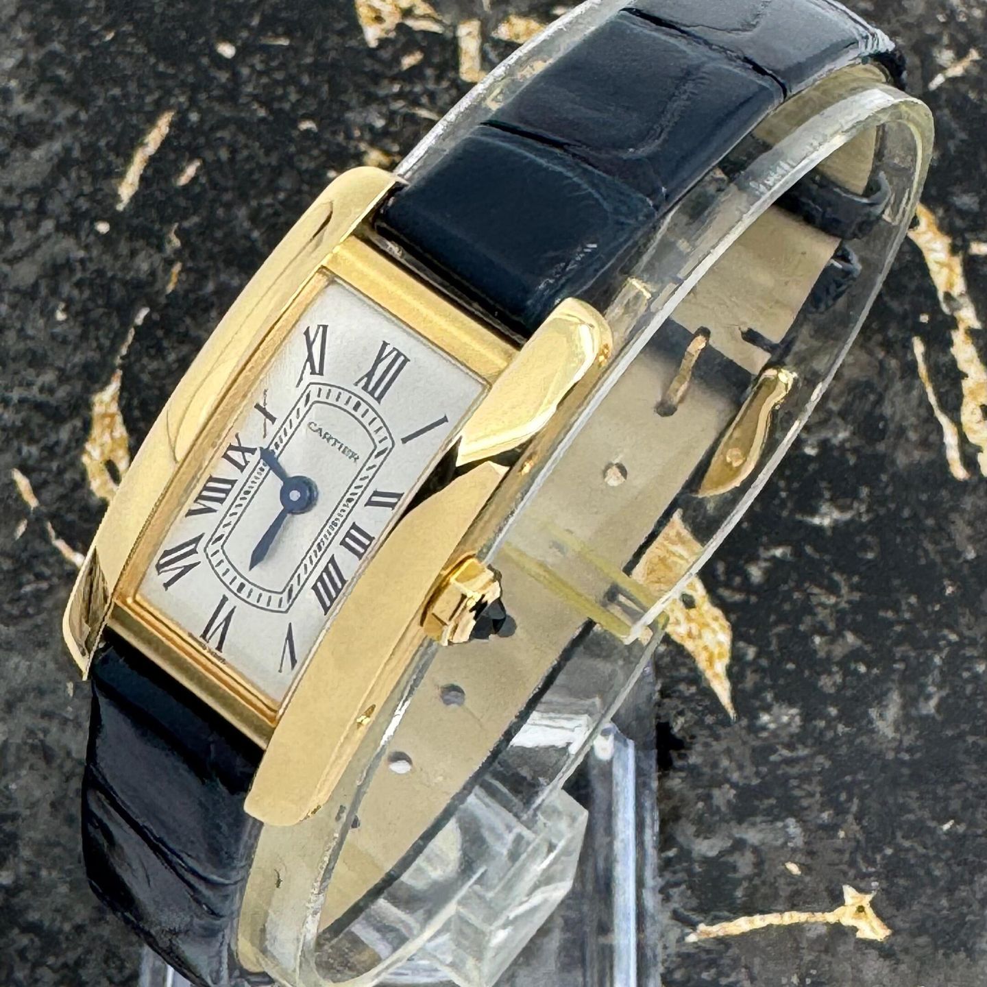 Cartier Tank Américaine WGTA0353 (2025) - Silver dial 15 mm Yellow Gold case (6/8)