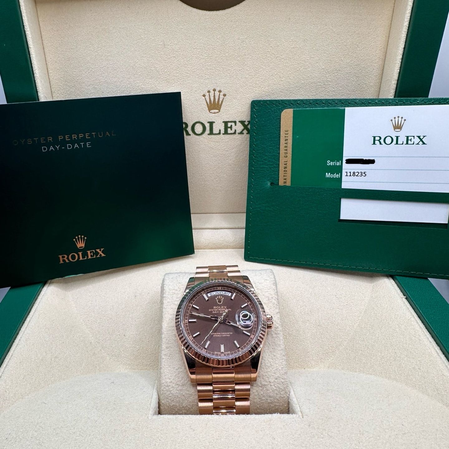 Rolex Day-Date 36 118235F (2016) - Brown dial 36 mm Rose Gold case (2/6)