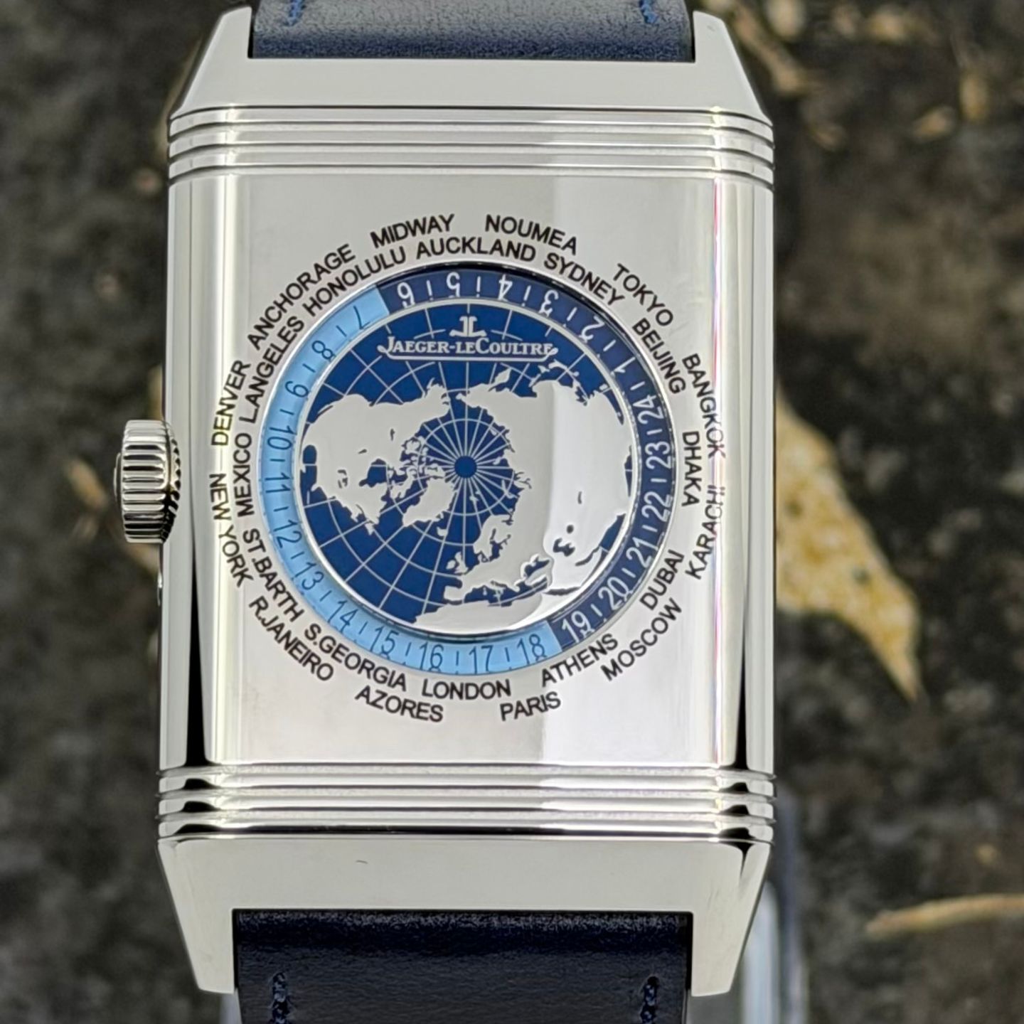 Jaeger-LeCoultre Reverso Q714845J (2026) - Blue dial 30 mm Steel case (4/8)