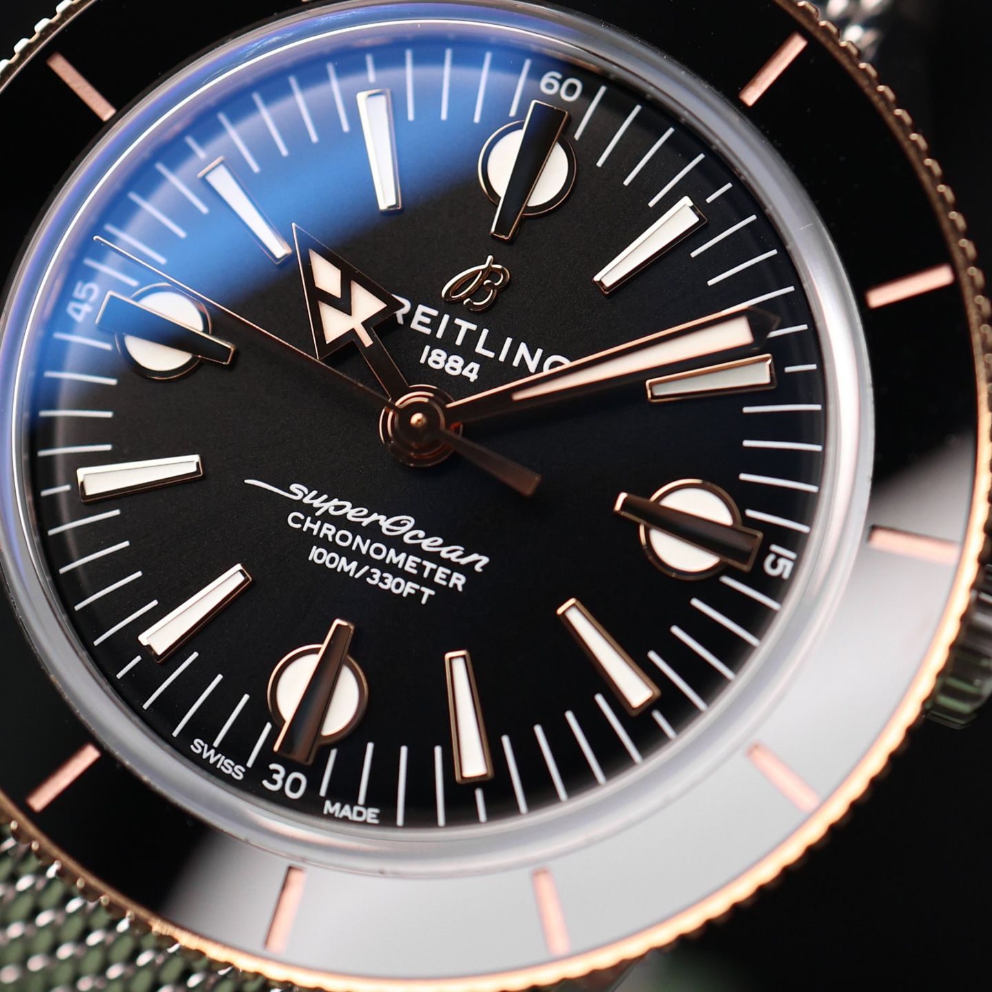 Breitling Superocean Heritage U10370 (2025) - 42mm Goud/Staal (5/6)