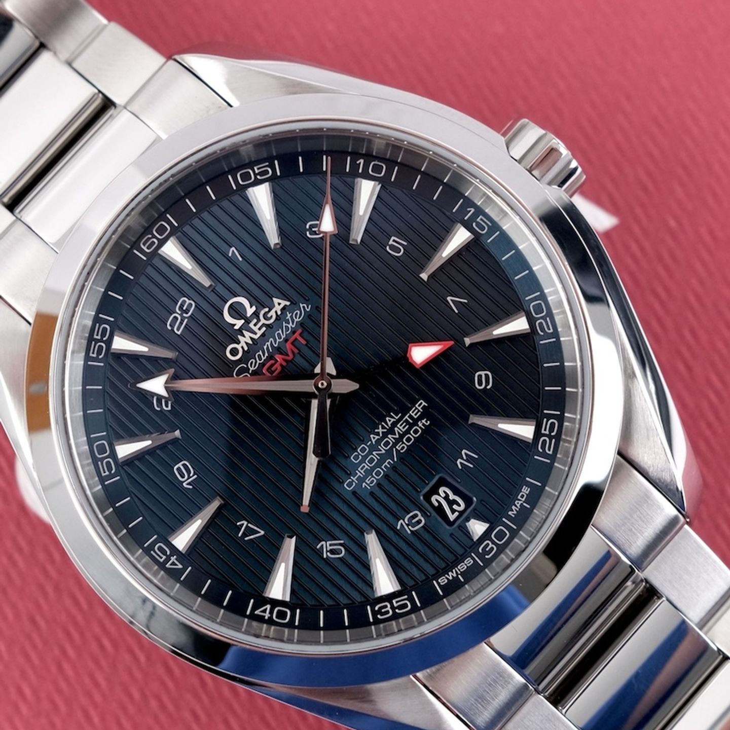 Omega Seamaster Aqua Terra 231.10.43.22.03.001 (2020) - Blue dial 43 mm Steel case (3/8)