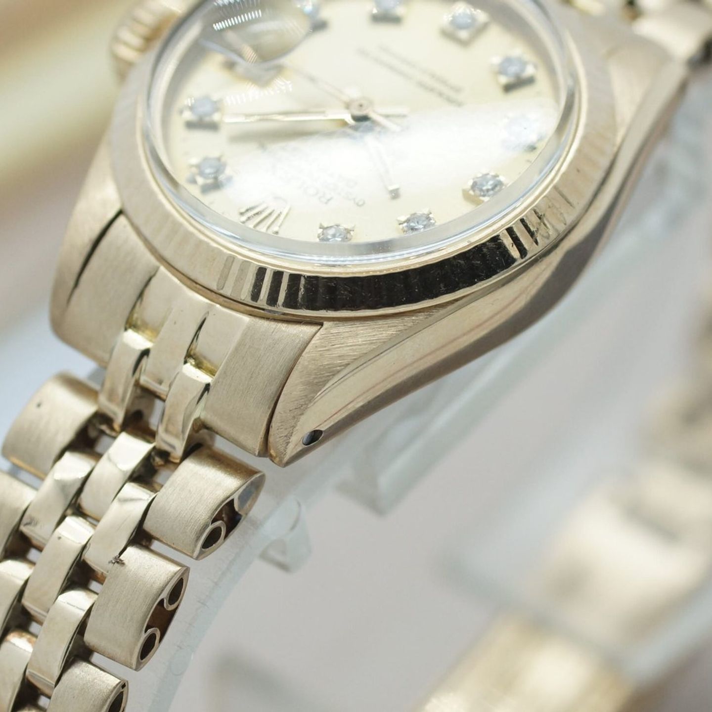 Rolex Lady-Datejust 6916 (1982) - Champagne dial 26 mm Yellow Gold case (8/8)