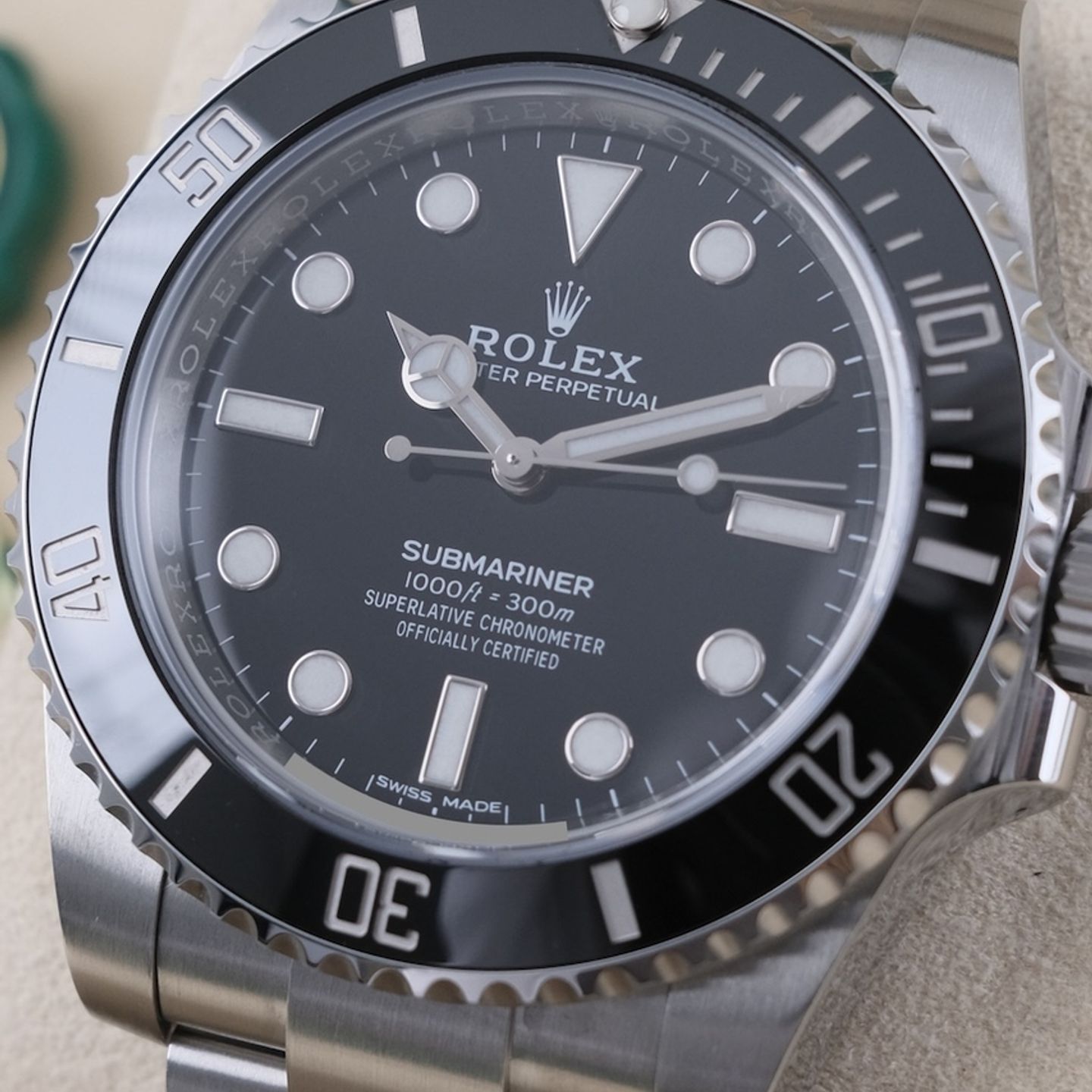 Rolex Submariner No Date 114060 (2019) - Zwart wijzerplaat 40mm Staal (4/8)